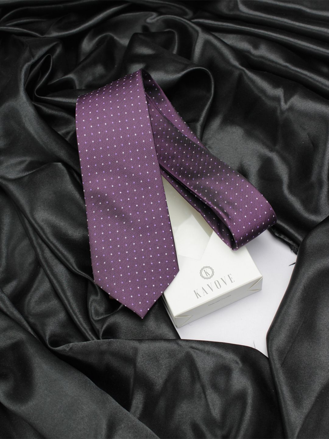 Kavove Men Purple & White Polka Dots Printed Broad Tie