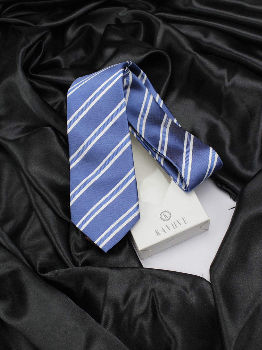 Kavove Men Blue & White Striped Broad Tie