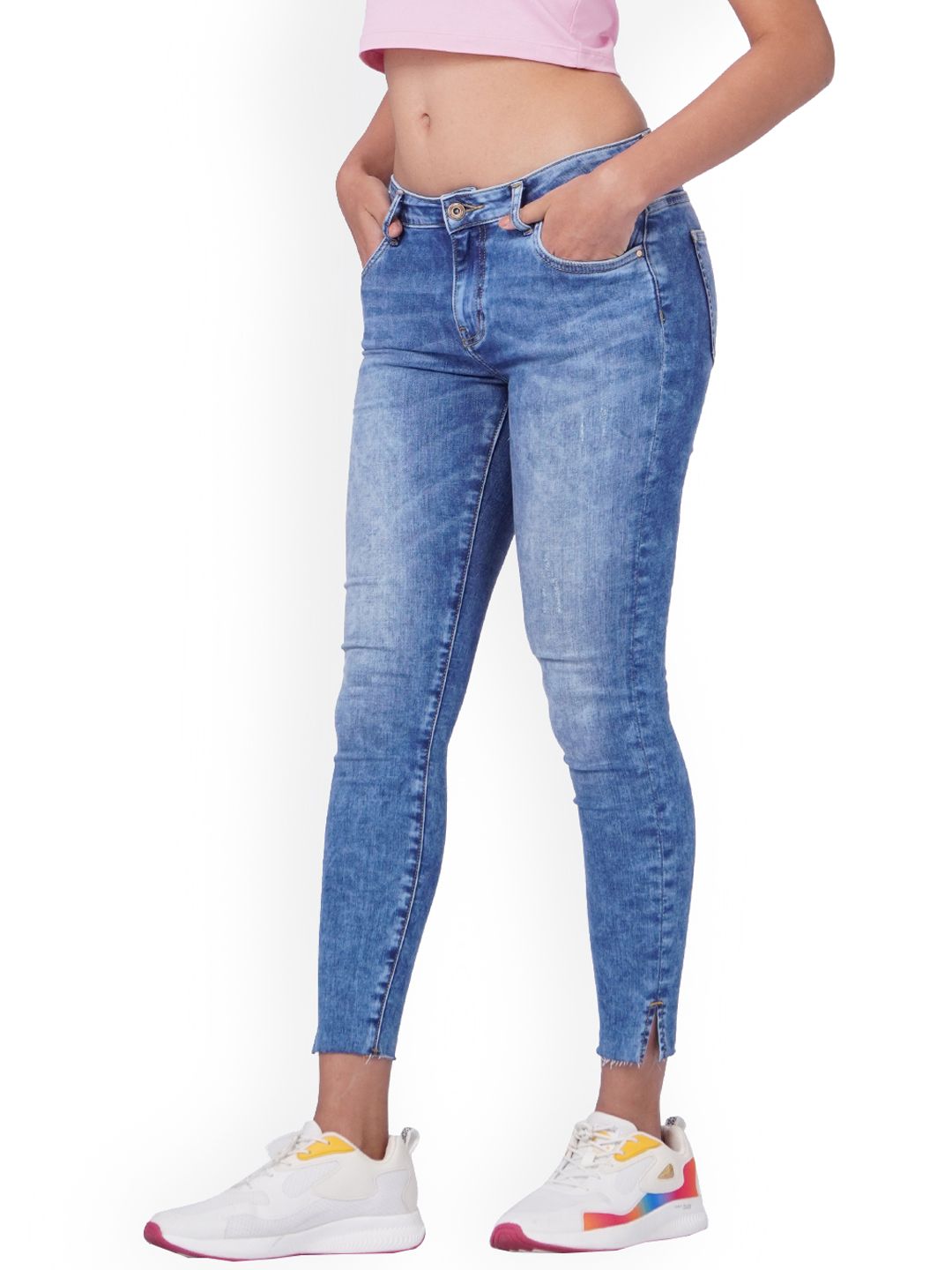 ONLY Women Blue Slim Fit Low-Rise Mildly Distress Heavy Fade Jeans Price in India