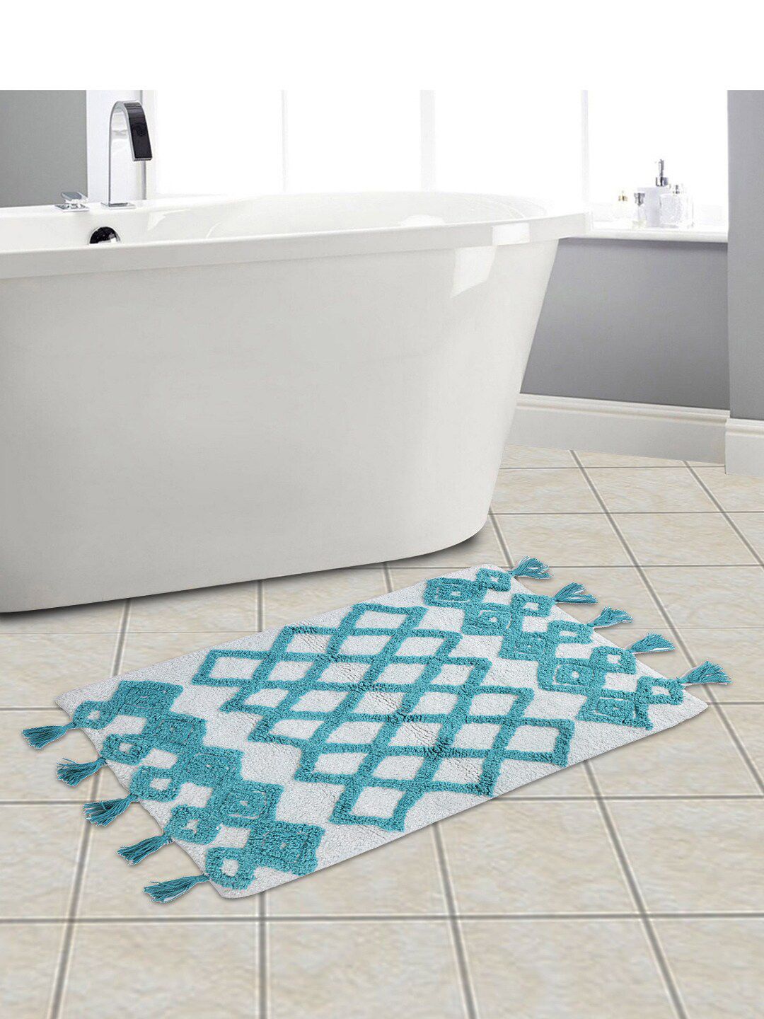 eyda White and Blue 500 GSM Cotton Bath Rug Price in India