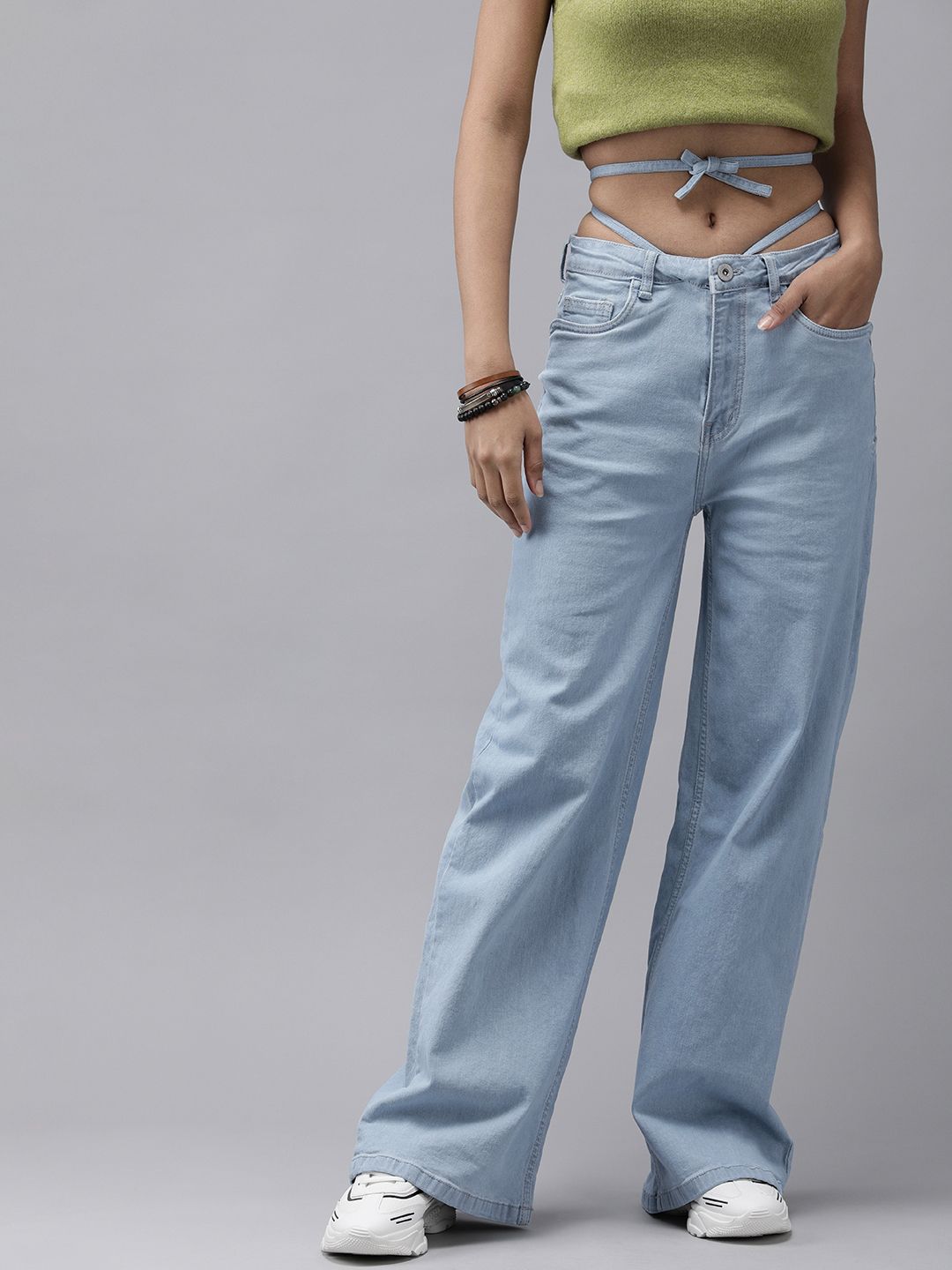 The Roadster Lifestyle Co Women Light Blue Wide Leg Stretchable Jeans With Tie Up Detail Price in India