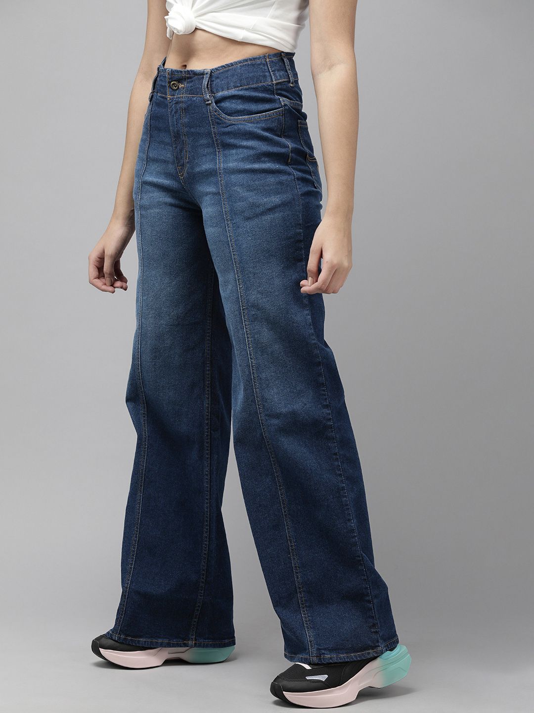 Roadster Women Blue Wide Leg High-Rise Light Fade Stretchable Jeans with Cut & Sew Detail Price in India