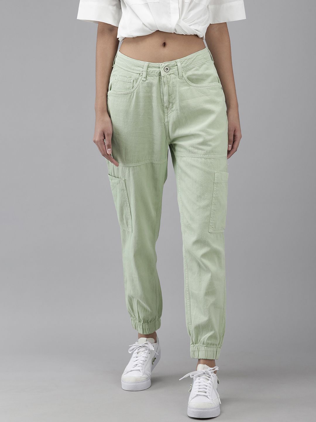 The Roadster Lifestyle Co Women Green Jogger Jeans Price in India
