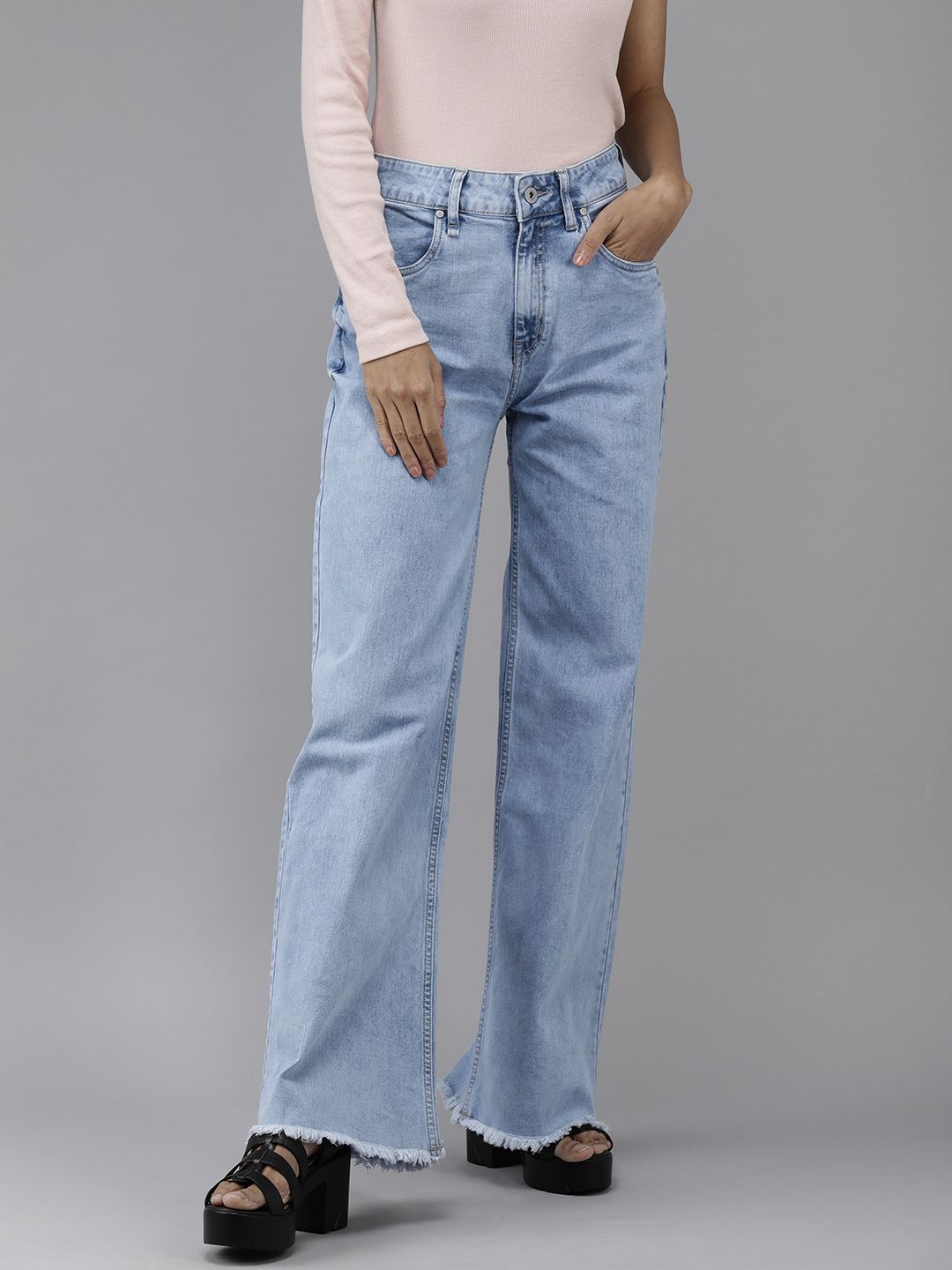 Roadster Women Blue Wide Leg Light Fade Stretchable Casual Jeans Price in India