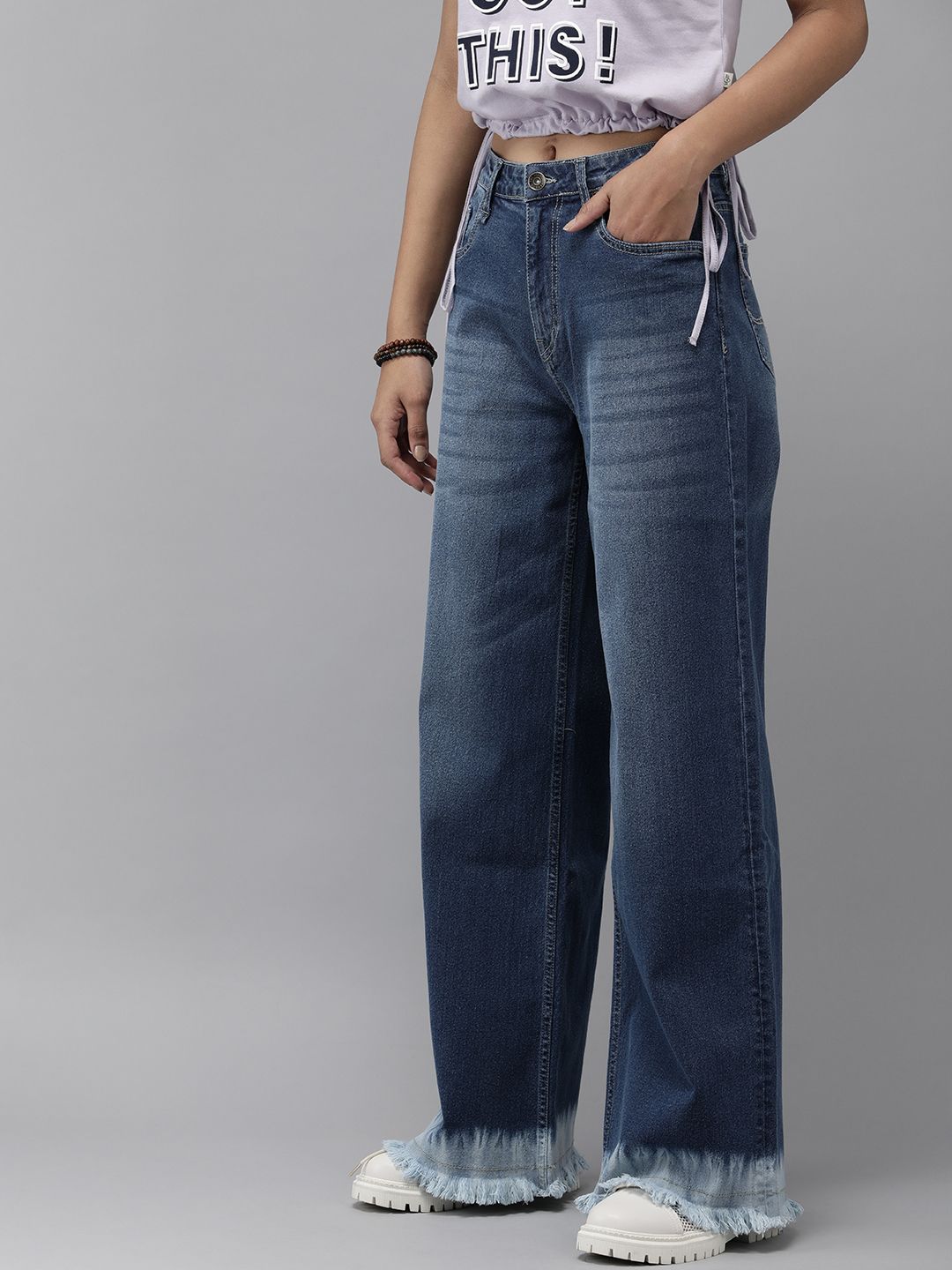 The Roadster Lifestyle Co. Women Blue Wide Leg Light Fade Stretchable Casual Jeans Price in India