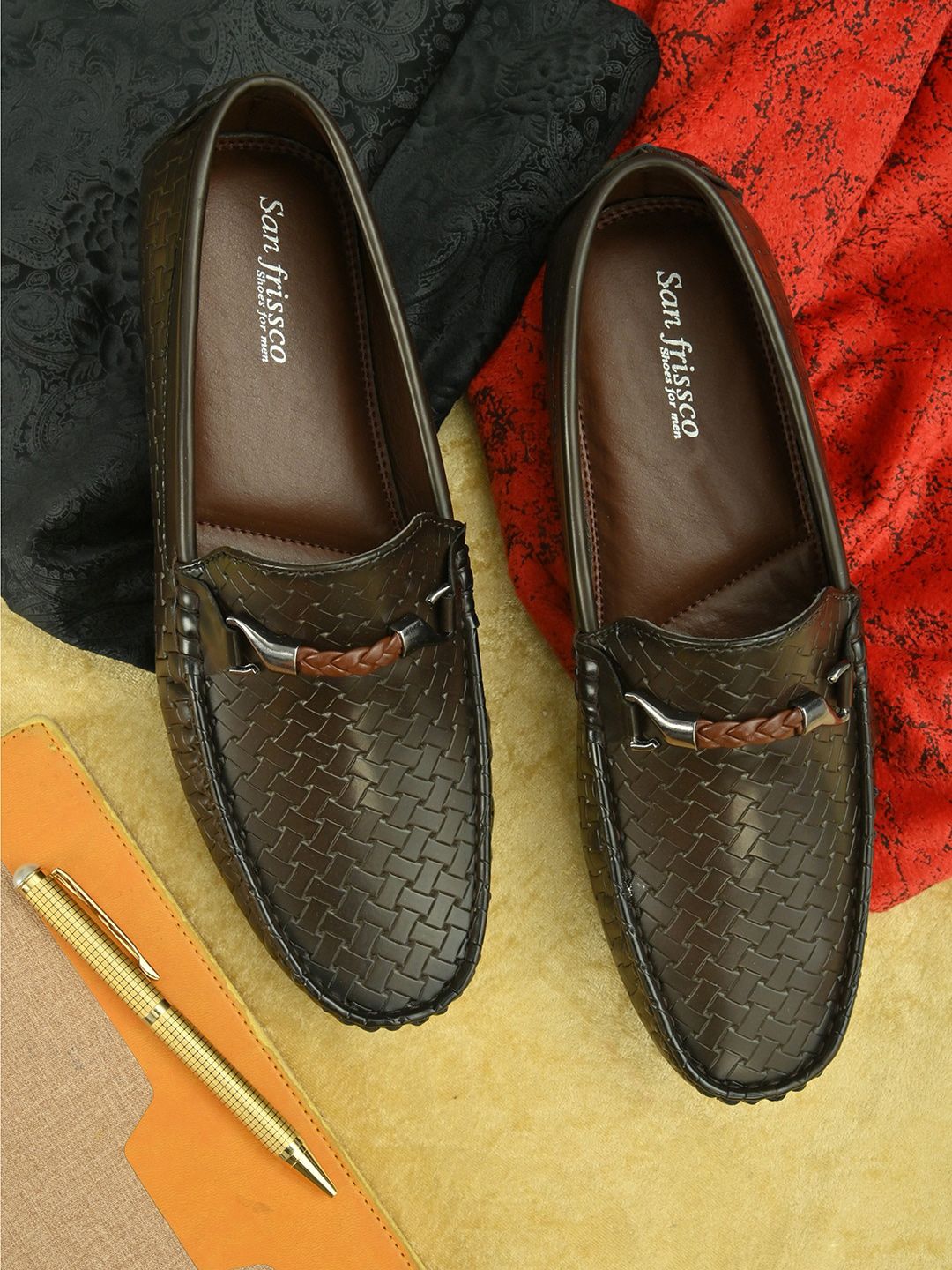 San Frissco Men Brown Textured Loafers