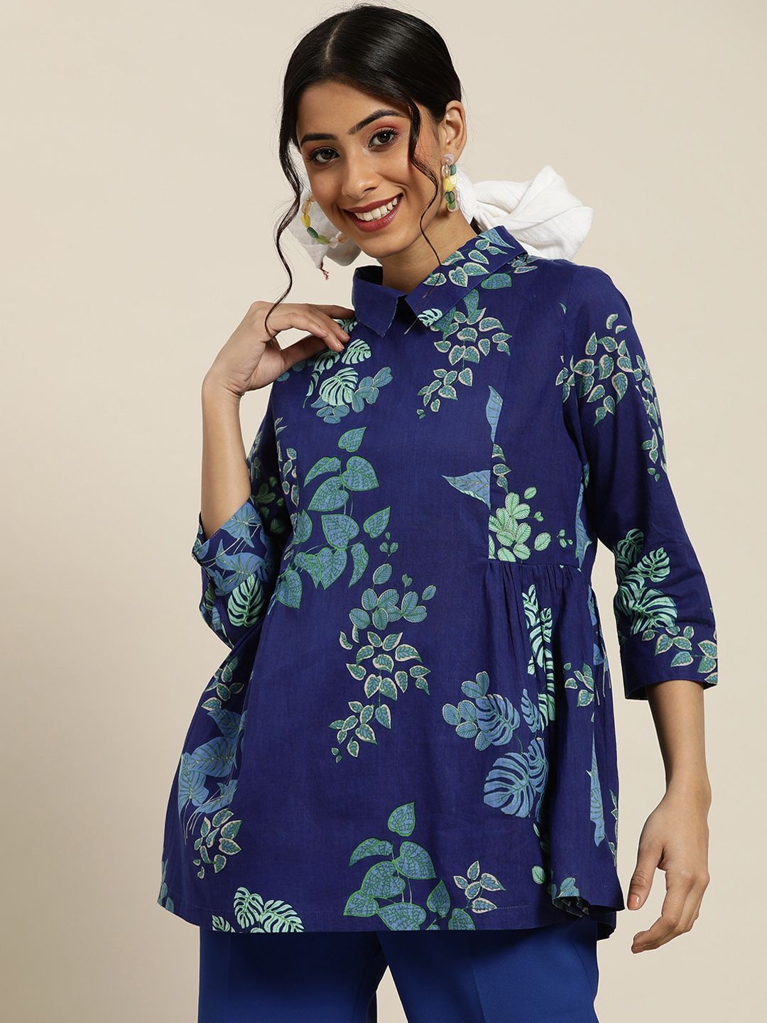 Sangria Women Navy Blue & Green Floral Print Pure Cotton Shirt Style A-Line Top