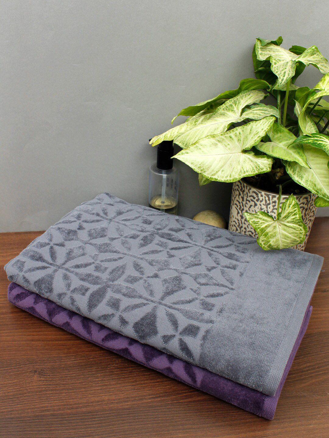 AVI Living Set Of 2 Purple & Charcoal Grey 350 GSM Pure Cotton Bath Towels Price in India