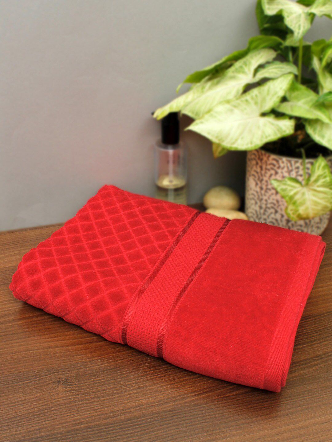 AVI Living Red 600 GSM Pure Cotton Bath Towels Price in India