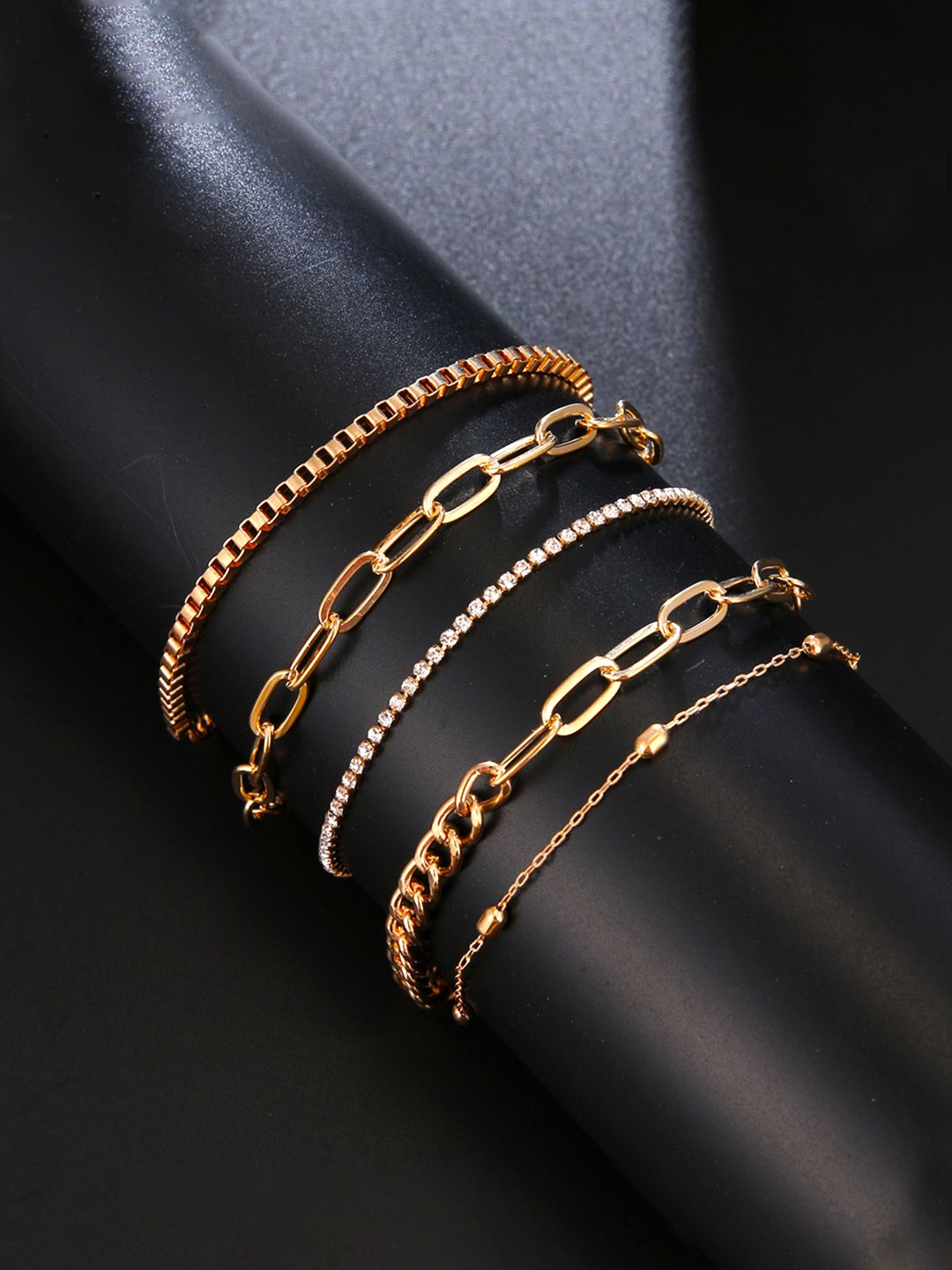 Yellow Chimes Women Pack Of 5 Gold Plated Link Bracelet Price in India