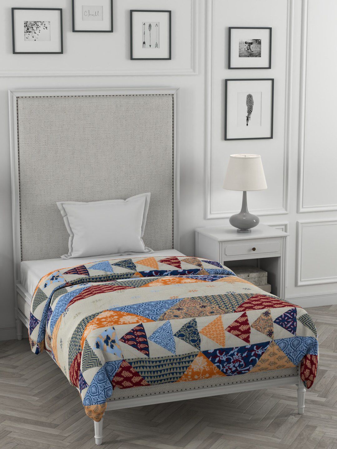 JAIPUR FABRIC Off-White & Blue Geometric Mild Winter 250 GSM Cotton Single Bed Comforter Price in India