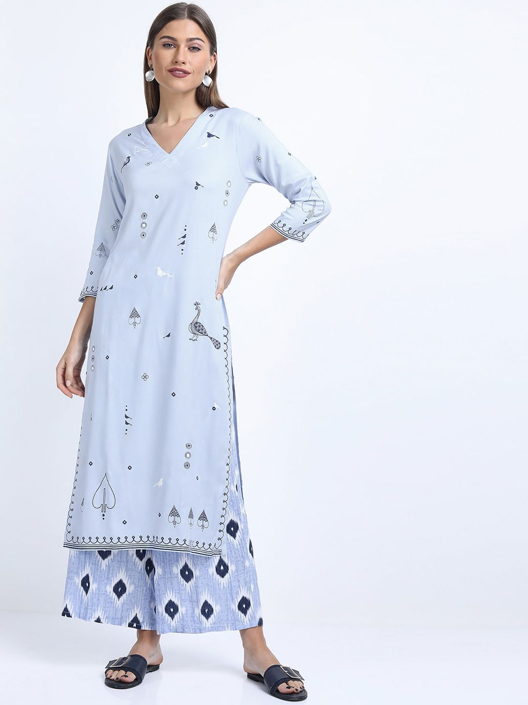 Vishudh Women Blue & White Ethnic Motifs Printed Kurta with Palazzos Price in India