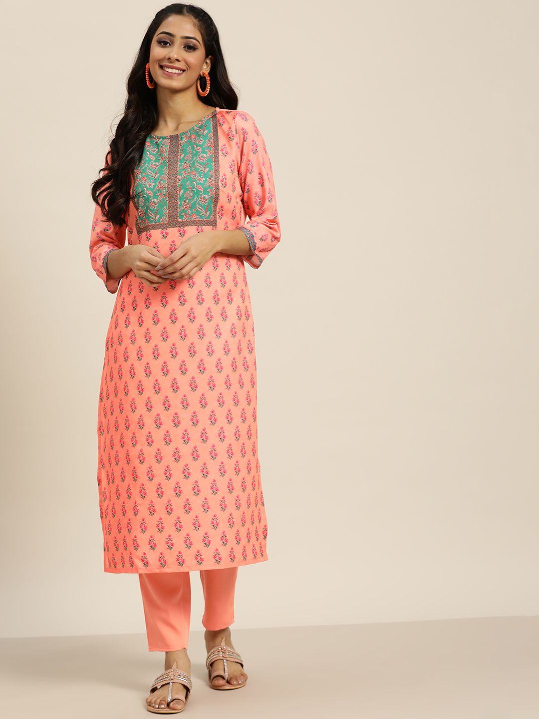 Sangria Women Peach-Coloured Floral Printed Kurta with Trousers Price in India