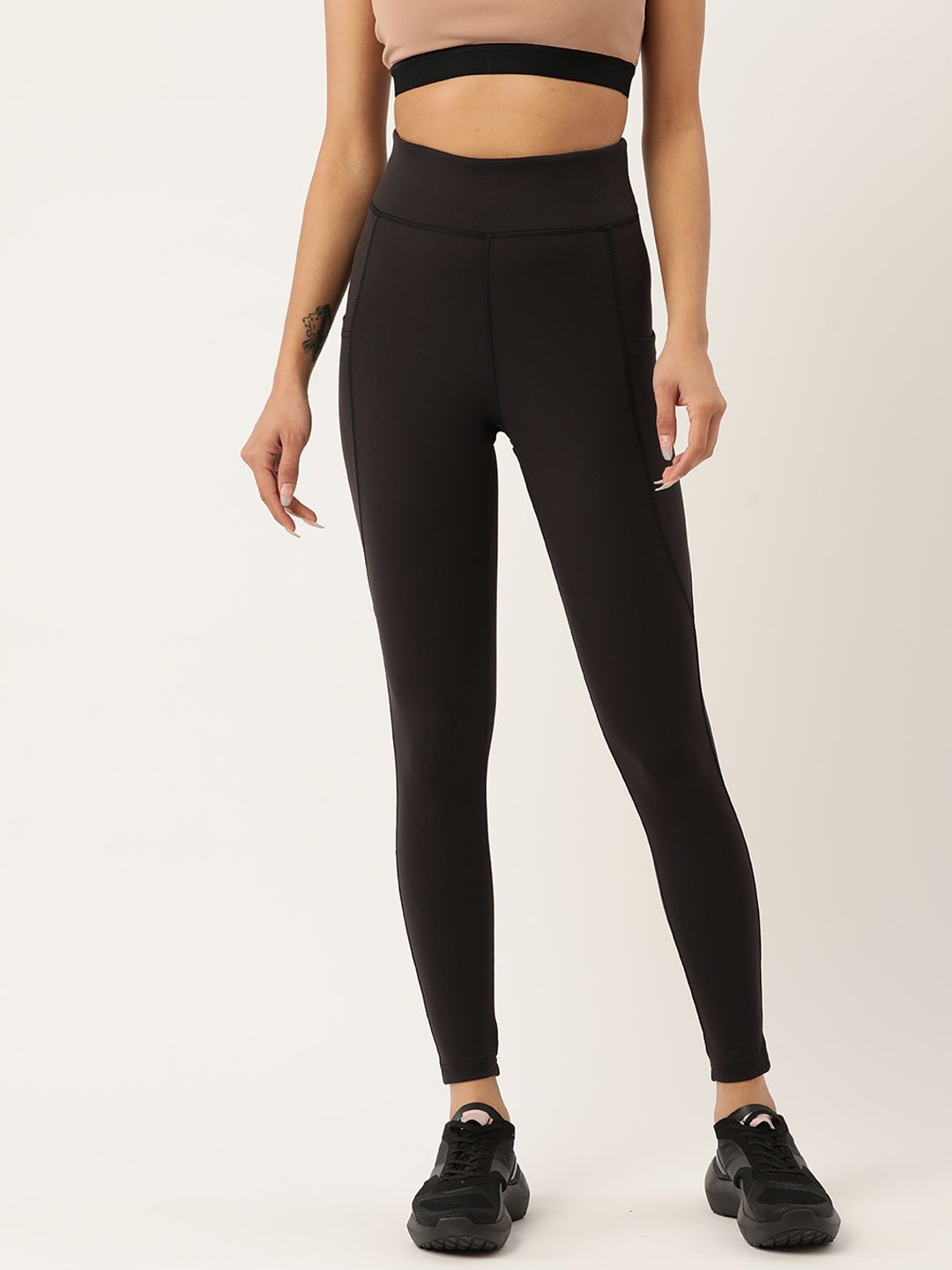 Second Skin Black Essential High Waisted Leggings in SKN Signature Fabric  with 2 Pockets – Kica Active