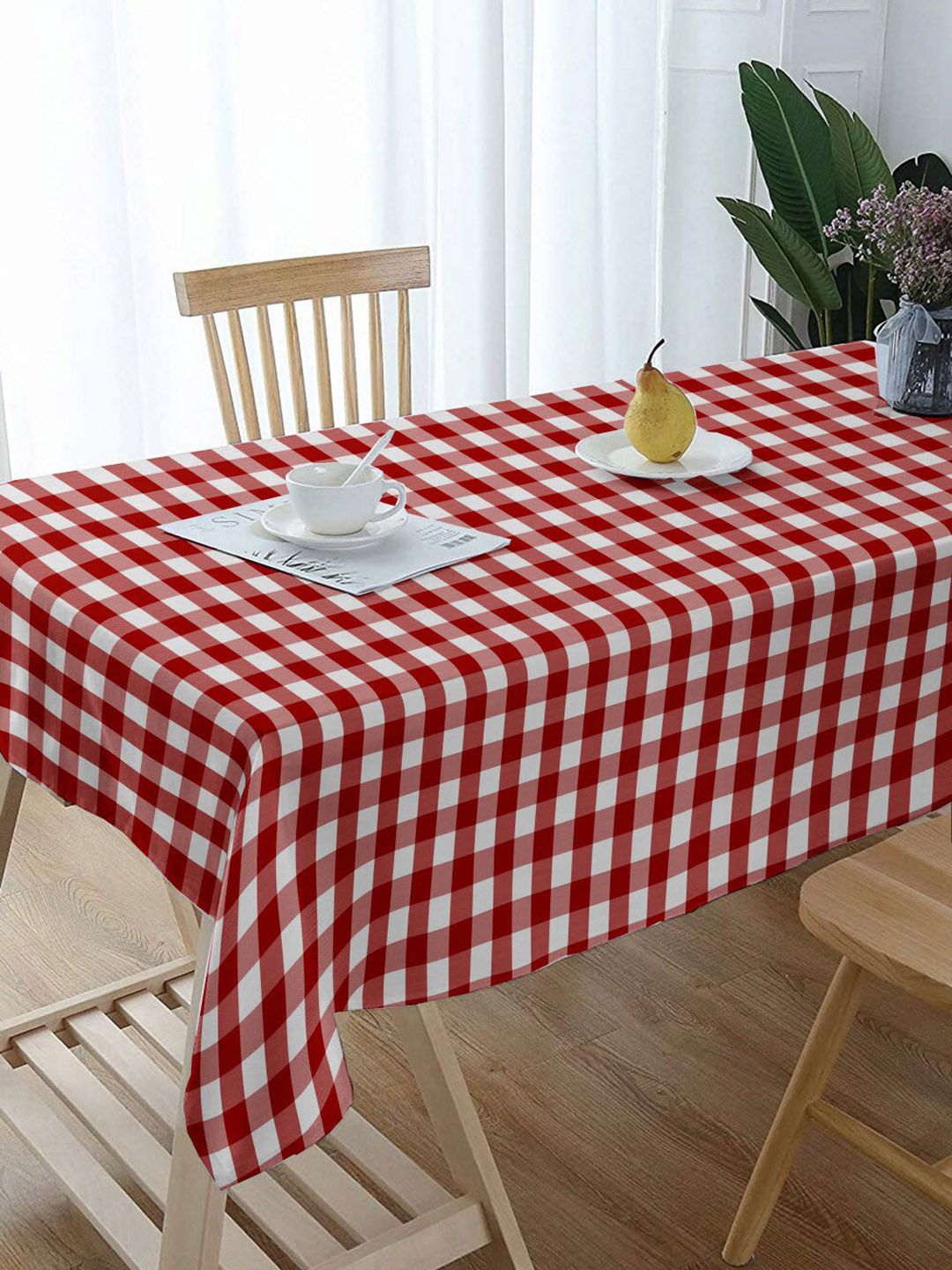 Lushomes Red & White Checked Rectangular 6-Seater Cotton Table Cloth Cover Price in India