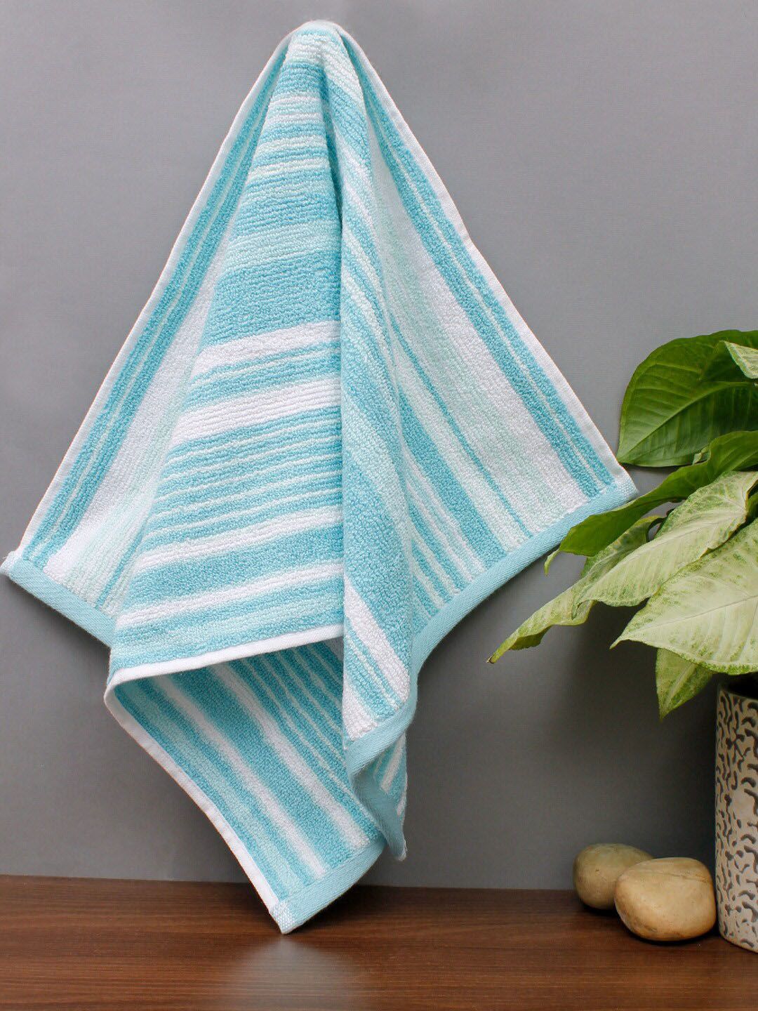 AVI Living Set of 2 Turquoise 100% Cotton Hand Towel Price in India