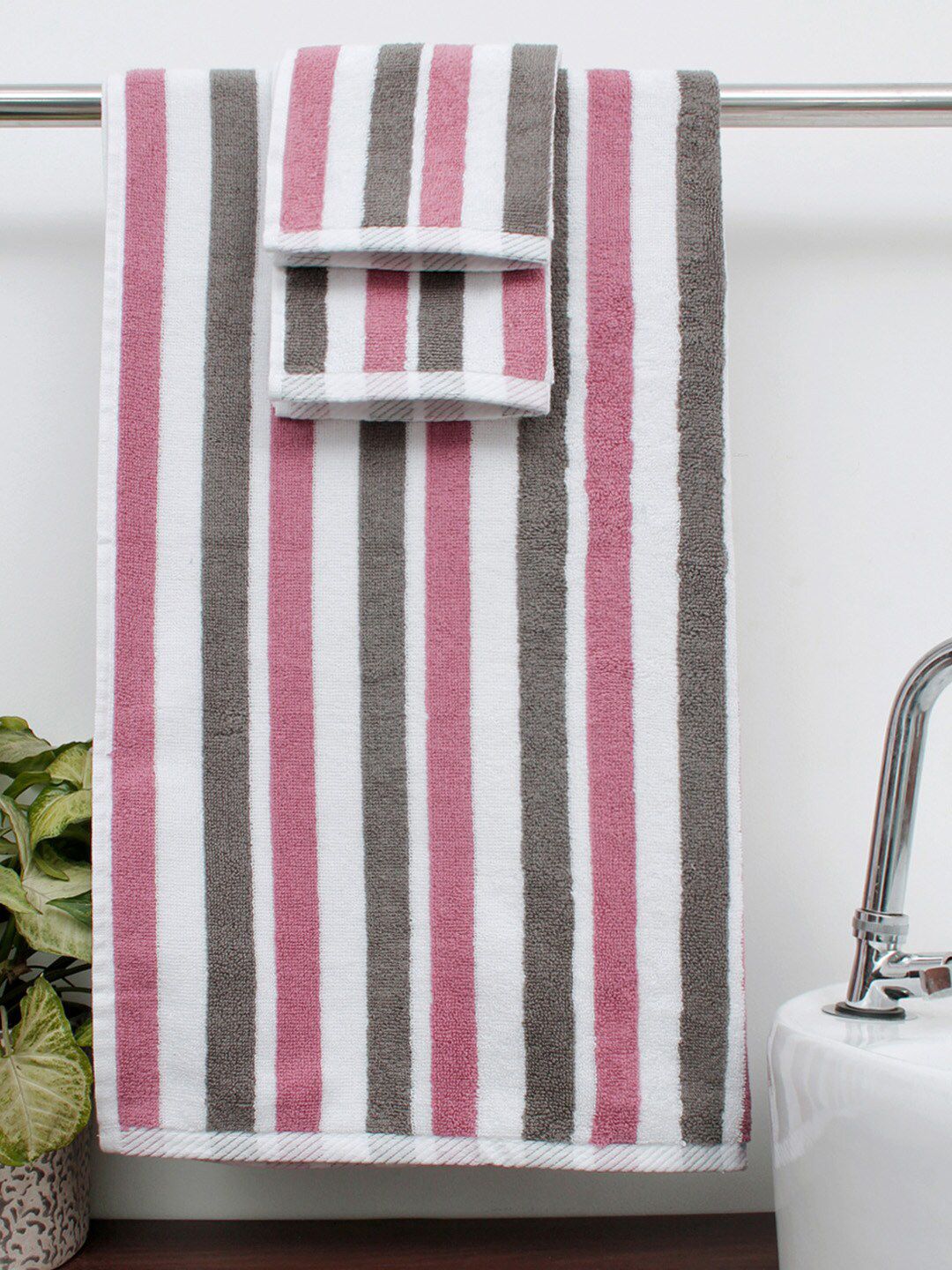 AVI Living White & Pink Set of 3 Striped 500GSM Pure Cotton Towel Set Price in India