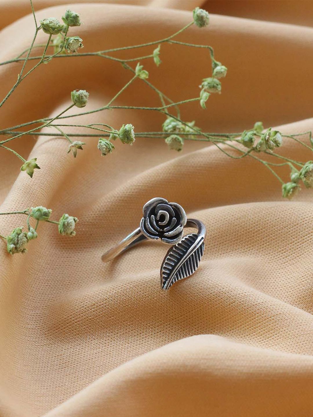 GIVA Silver-Toned Rose Leaf Adjustable Finger Ring Price in India