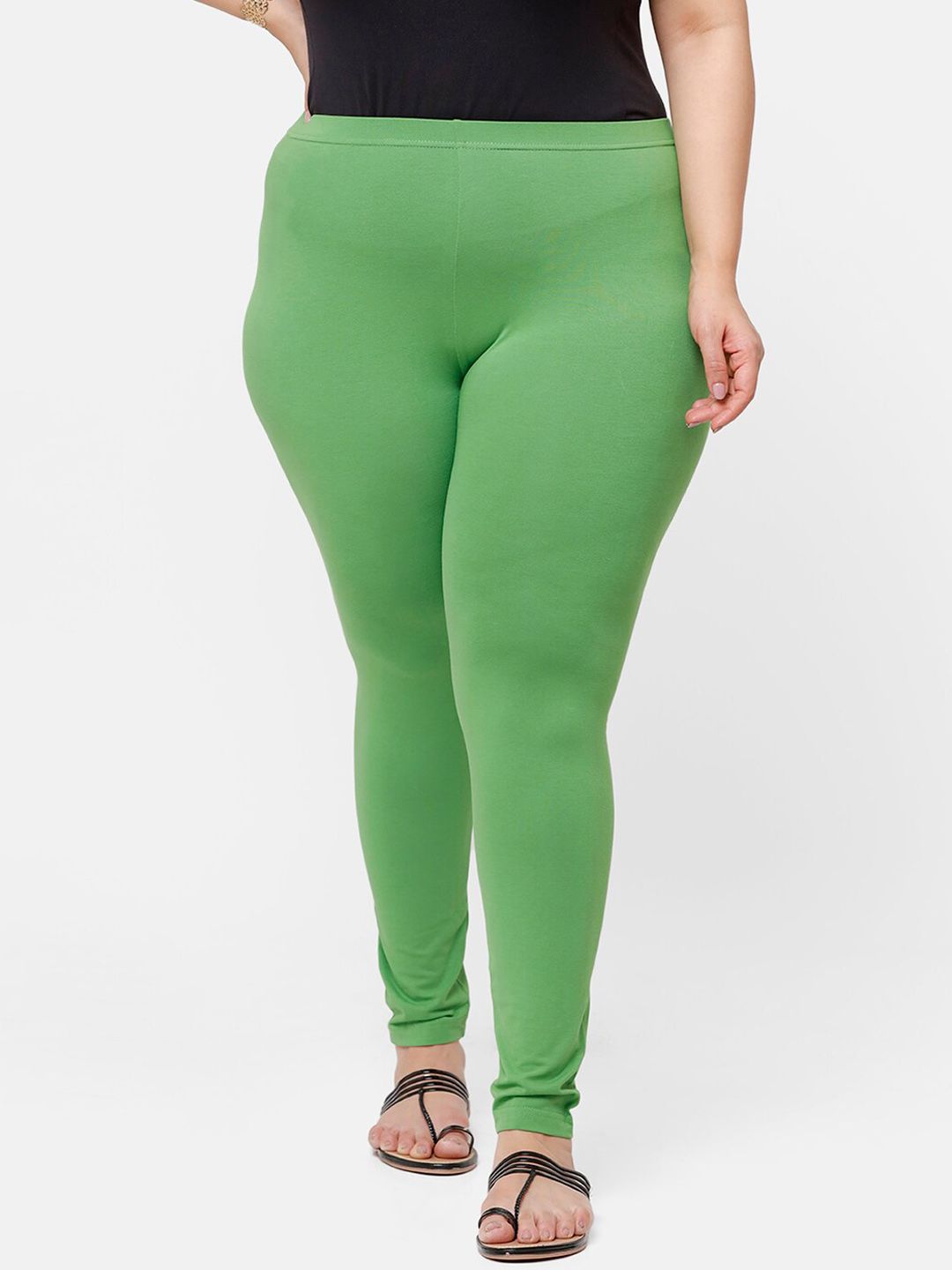 De Moza Women Green Solid Churidar-Length Plus Size Leggings Price in India
