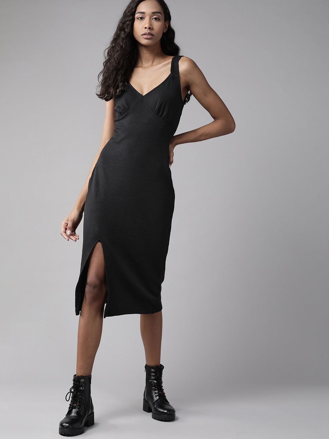 The Roadster Lifestyle Co Women Black Ribbed Sheath Dress Price in India
