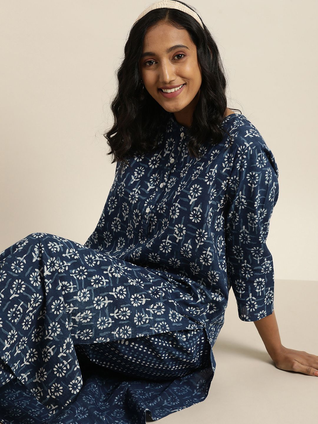 Taavi Women Blue Hand Block Print Pure Cotton Night suit Price in India