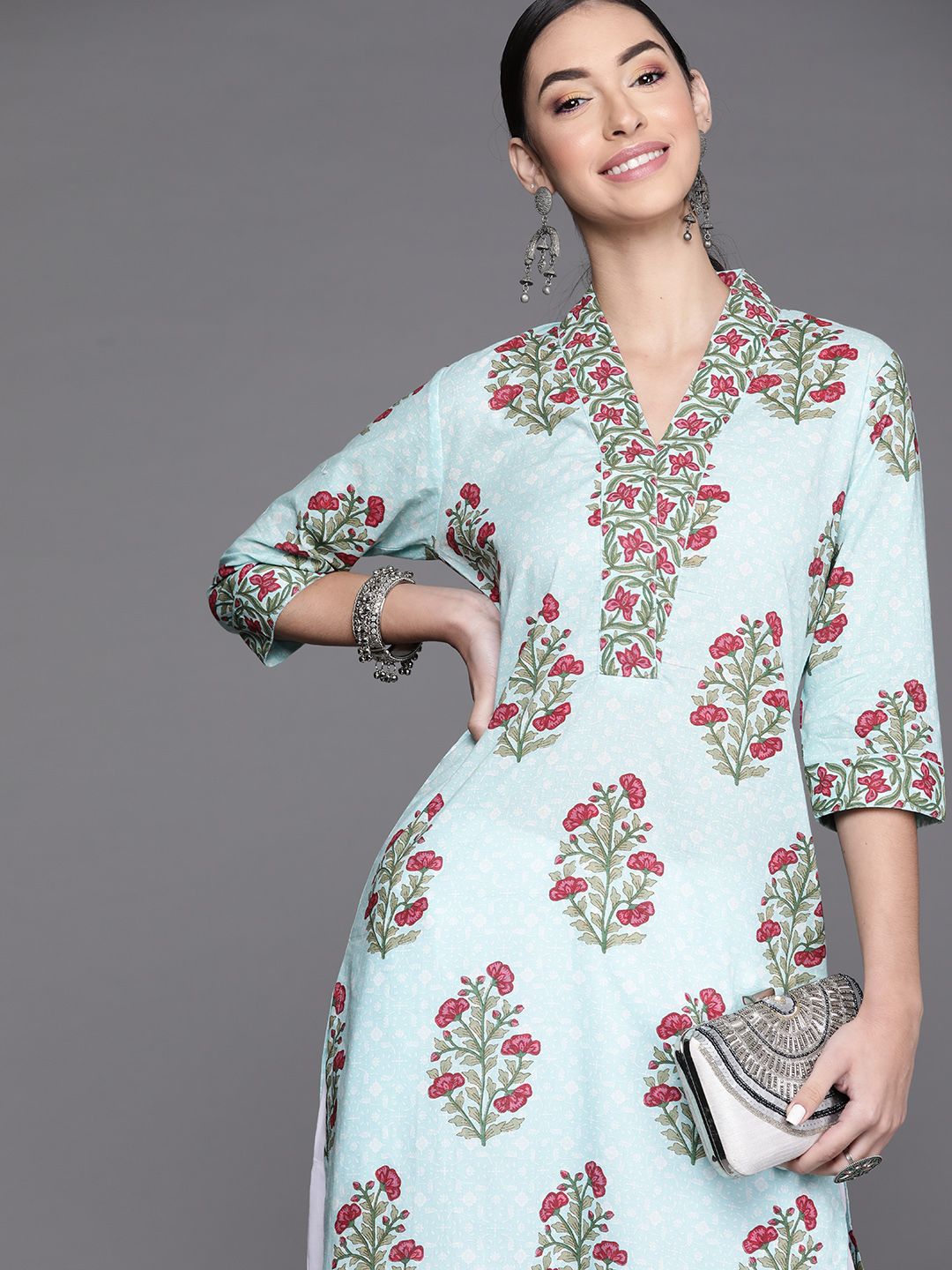 Libas Women Blue & Rose Pink Floral Print V-Neck Pure Cotton Straight Kurta