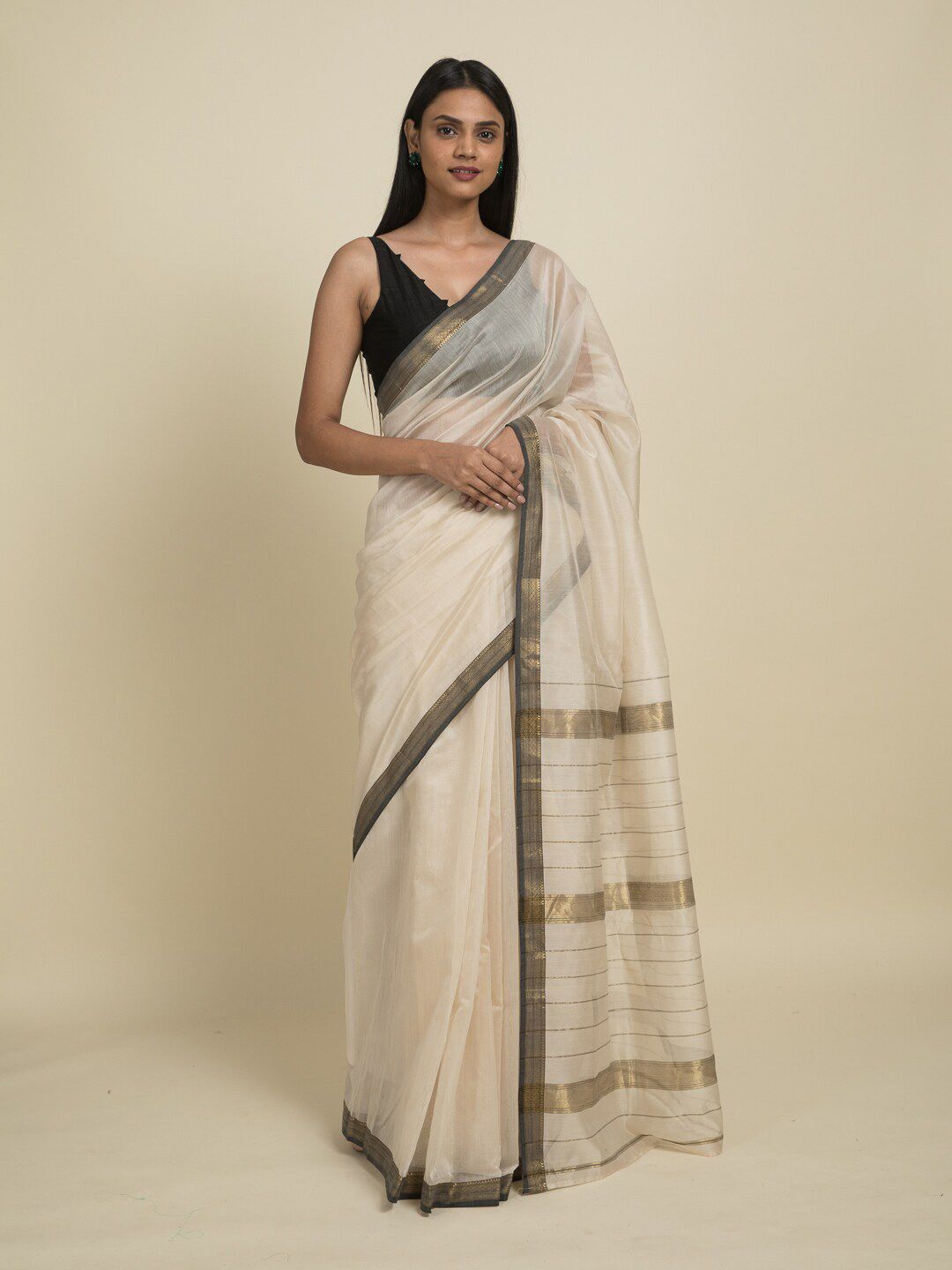Suta Off White & Black Zari Silk Cotton Maheshwari Saree