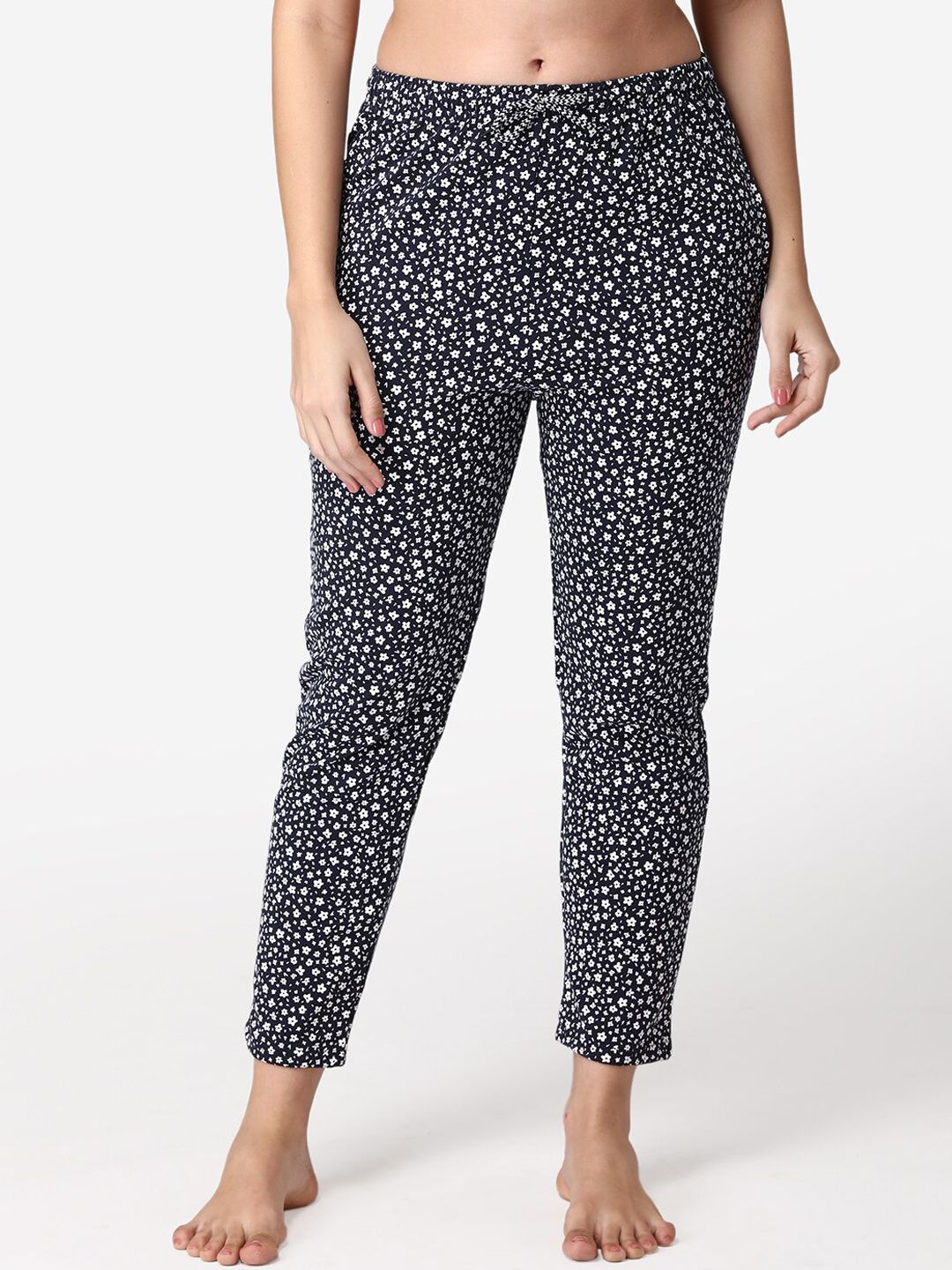 ABELINO Women Black & White Printed Pure Cotton Lounge Pants Price in India