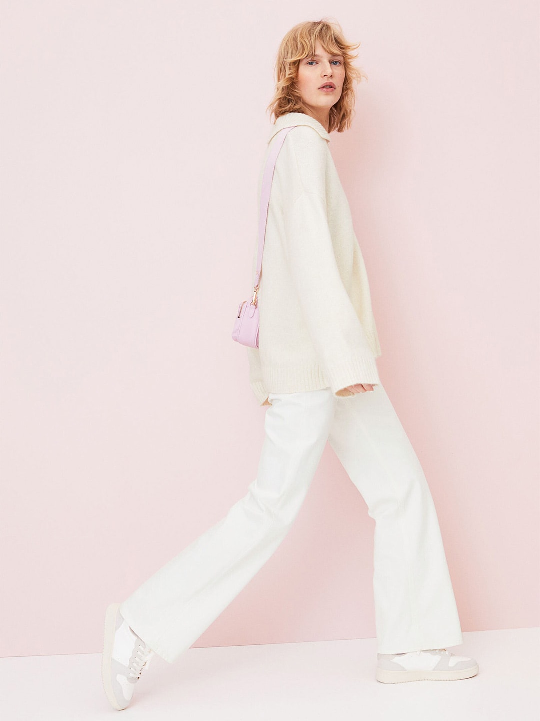 H&M Women White Collared jumper Price in India
