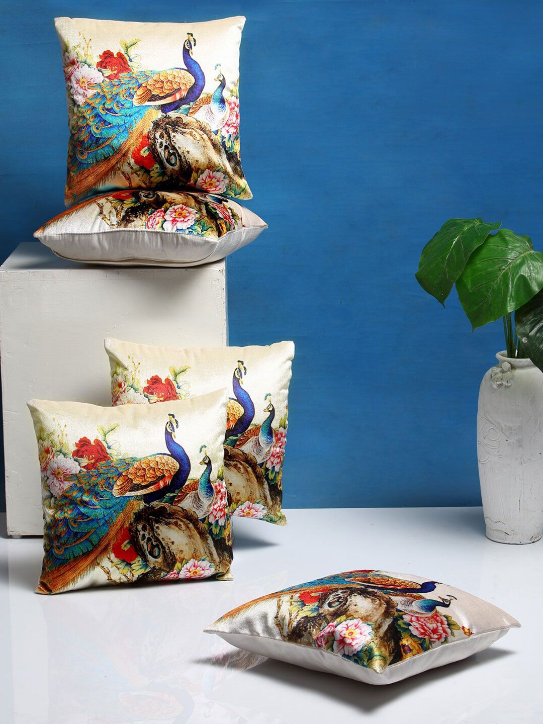 DREAM WEAVERZ Set of 5 White & Blue Velvet Square Cushion Covers Price in India