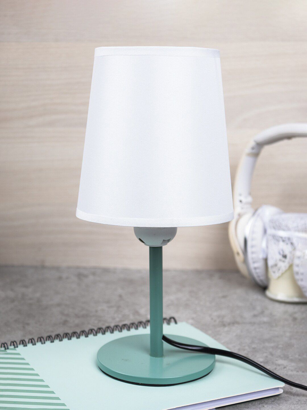 MARKET99 Green & White Solid Contemporary Table Lamp with Shade Price in India