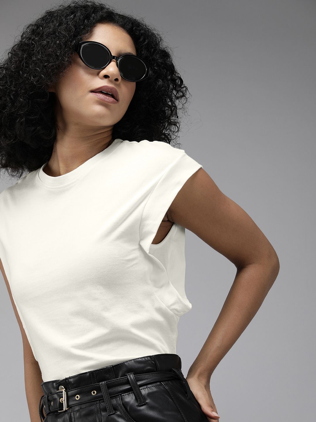 The Roadster Lifestyle Co Women Off-White Solid Regular Top