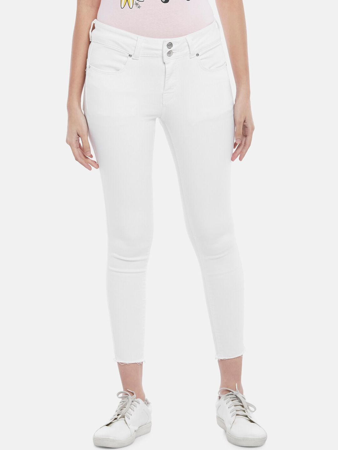People Women White Slim Fit Pure Cotton Jeans Price in India
