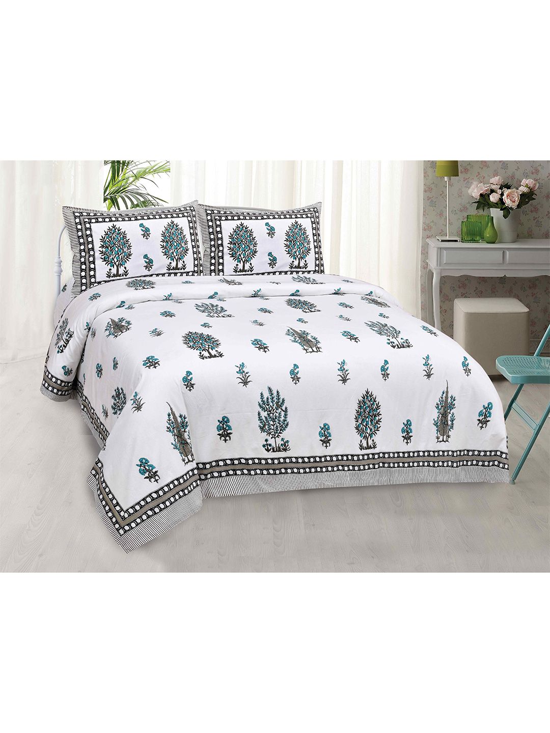 JAIPUR FABRIC Black & White Floral Cotton Hand Block King Bedsheet with 2 Pillow Covers Price in India