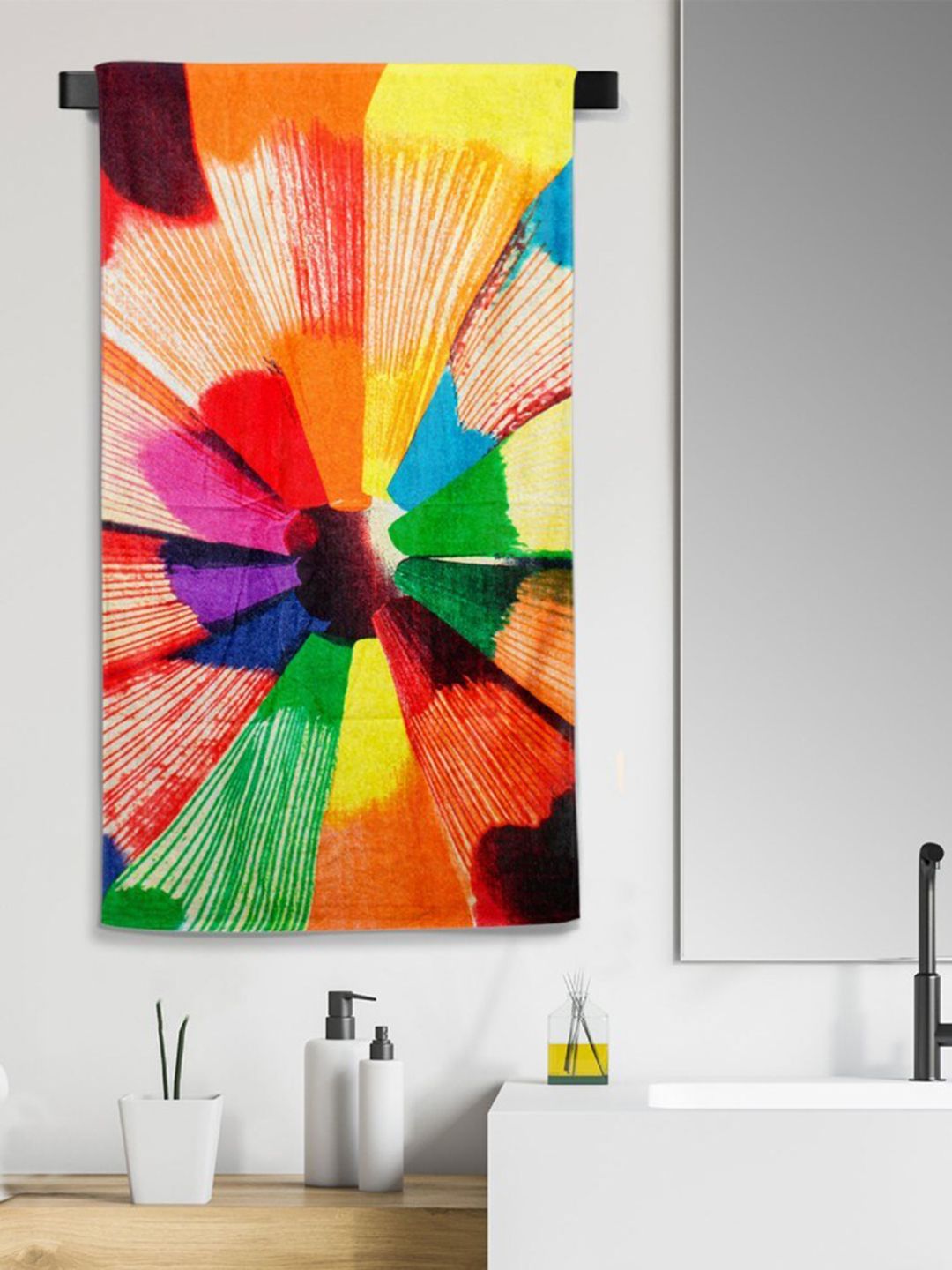 Aura Multicolored Printed 350 GSM Cotton Bath Towel Price in India