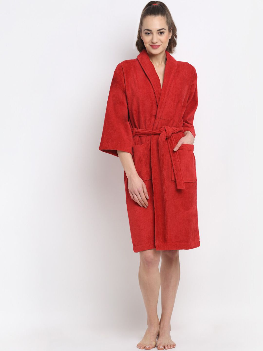 Creeva Unisex Red Solid Bath Robe Price in India