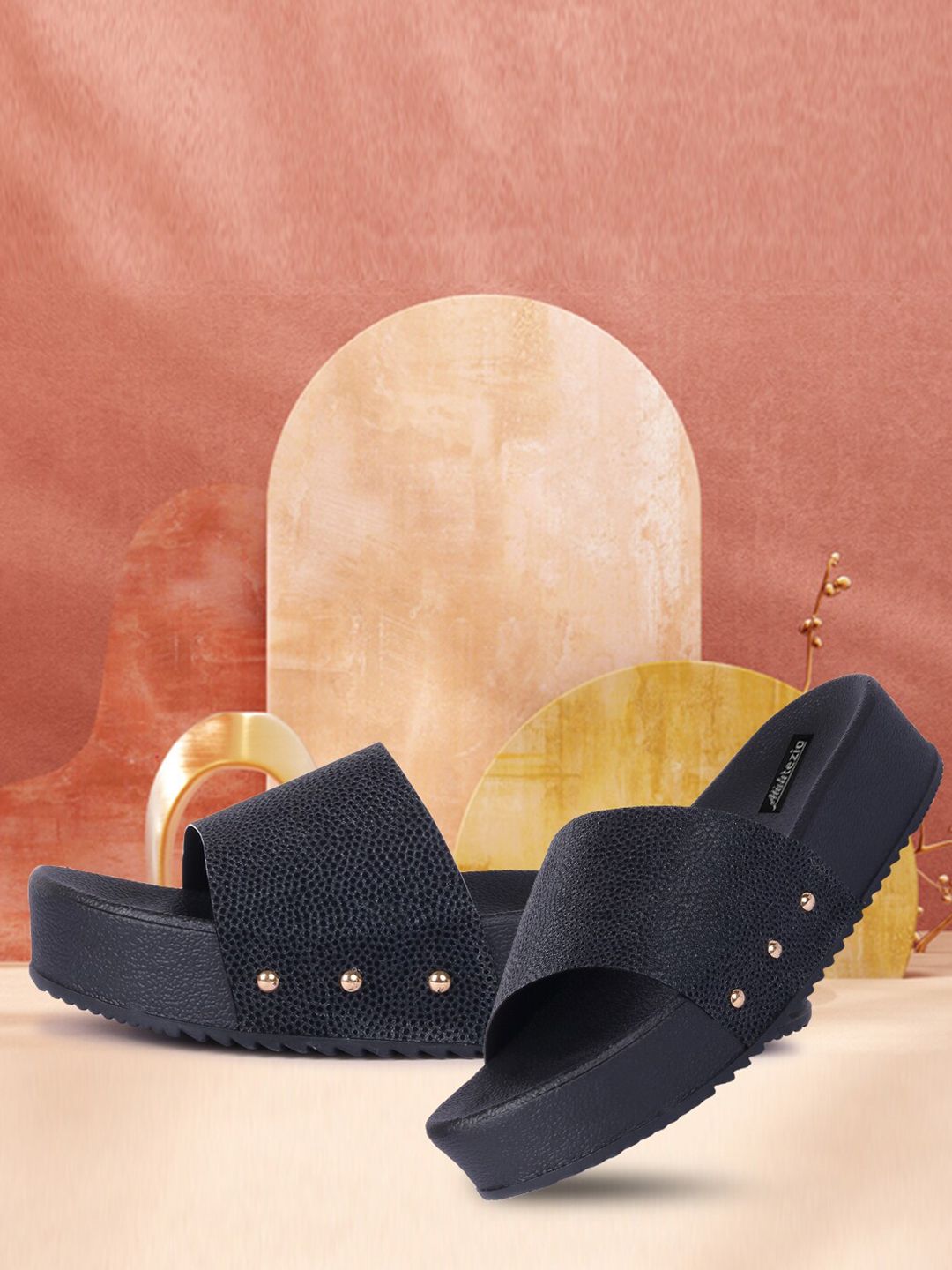 Alishtezia Women Black PU Flat Sliders Price in India