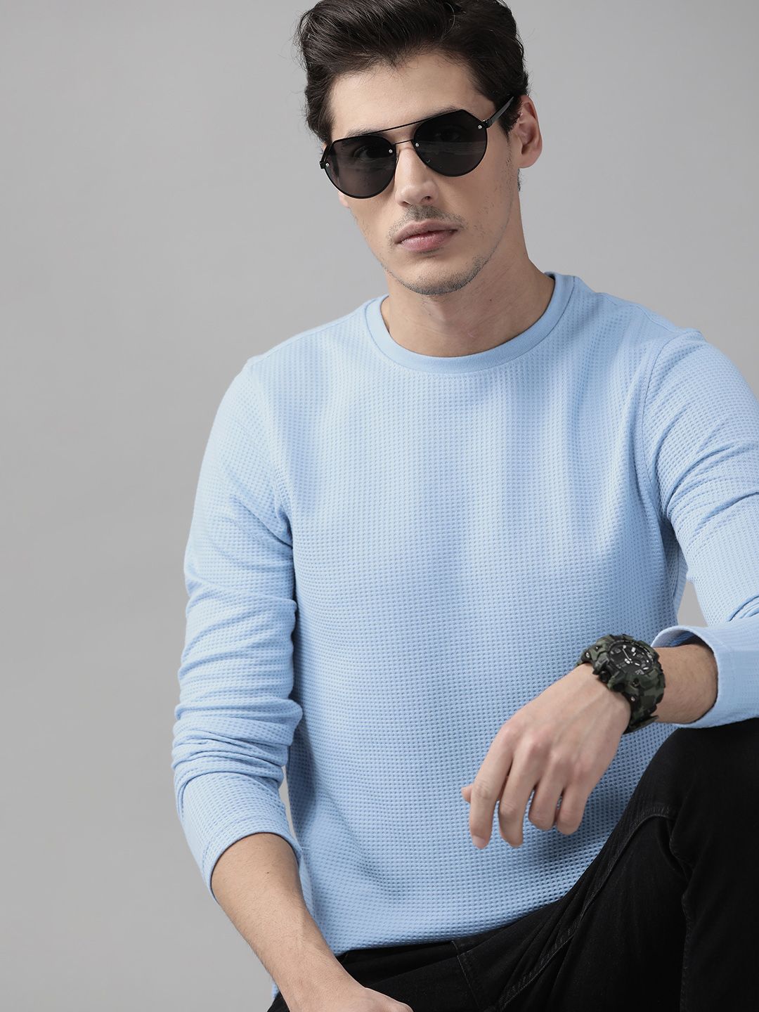 The Roadster Lifestyle Co Men Blue Waffle Texture T-shirt