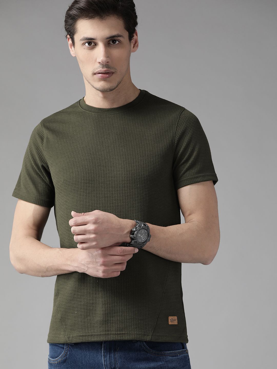 The Roadster Lifestyle Co Men Olive Green Waffle Texture T-shirt