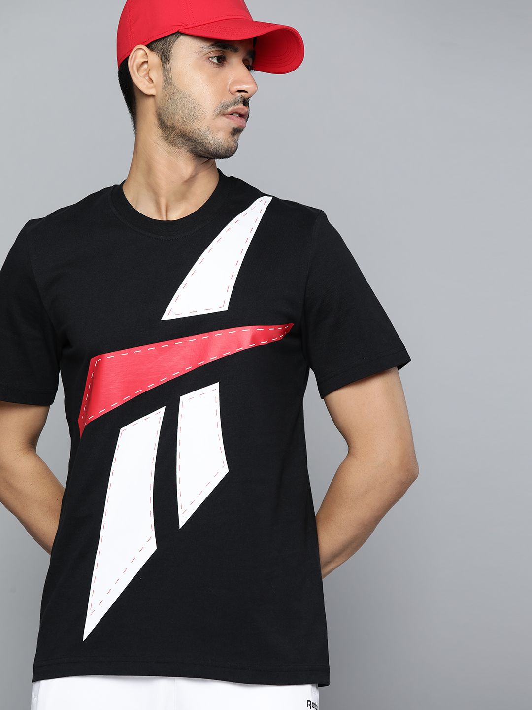 Reebok Classic Reebok Classic Men Black WCE Pure Cotton Printed T-shirt