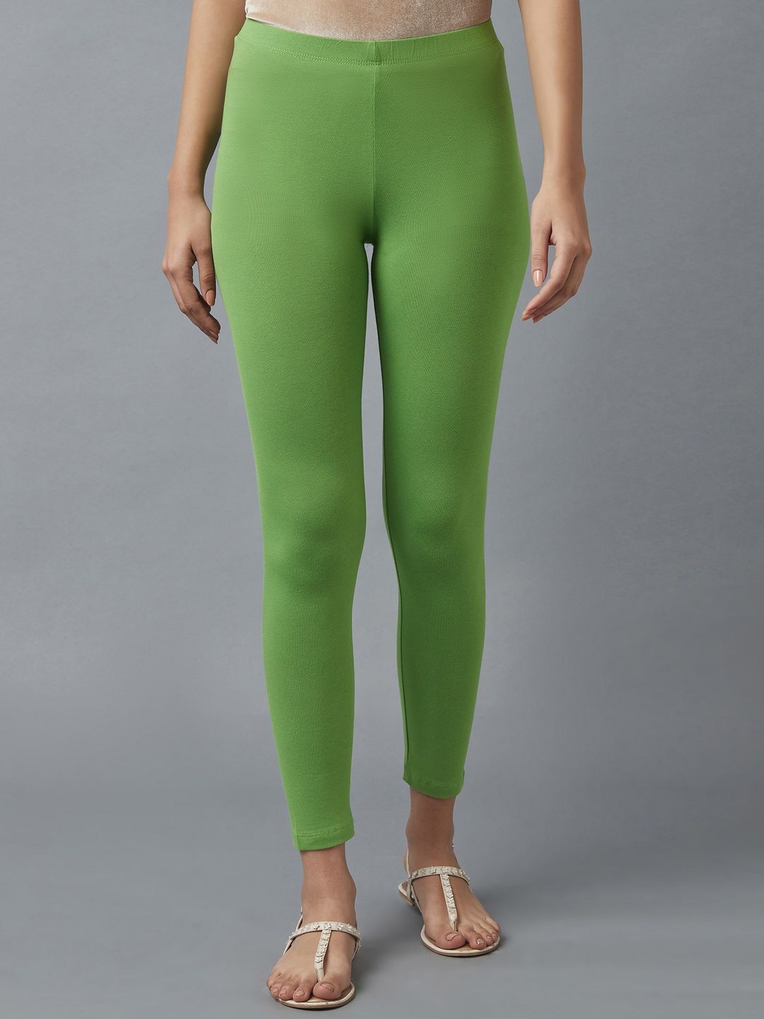 elleven Women Green Solid Ankle Length Leggings Price in India
