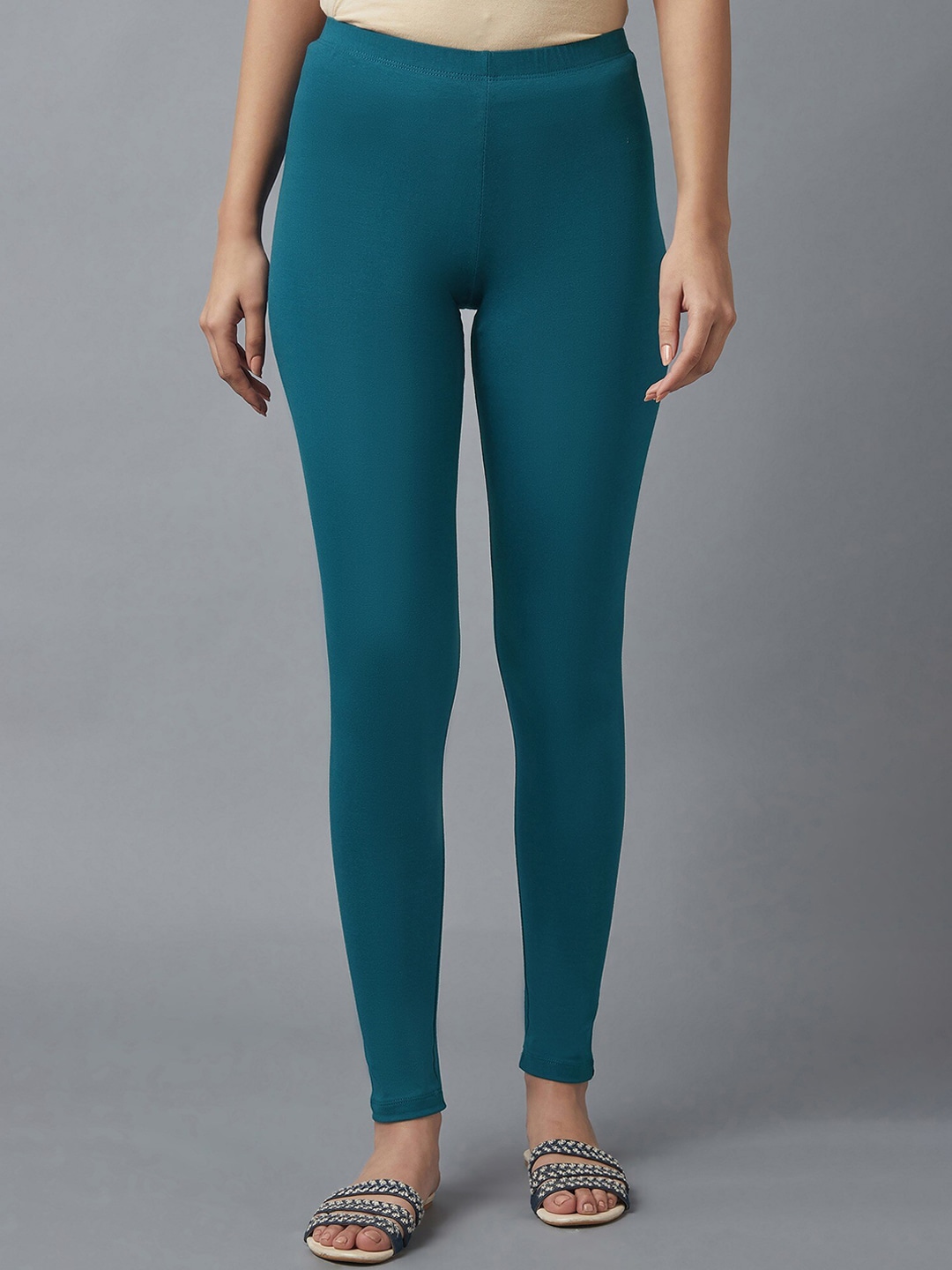 elleven Women Blue Solid Ankle Length Leggings Price in India