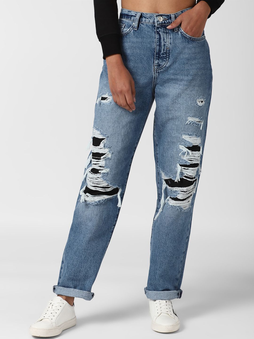 FOREVER 21 Women Blue Mildly Distressed Light Fade Torn Jeans Price in India