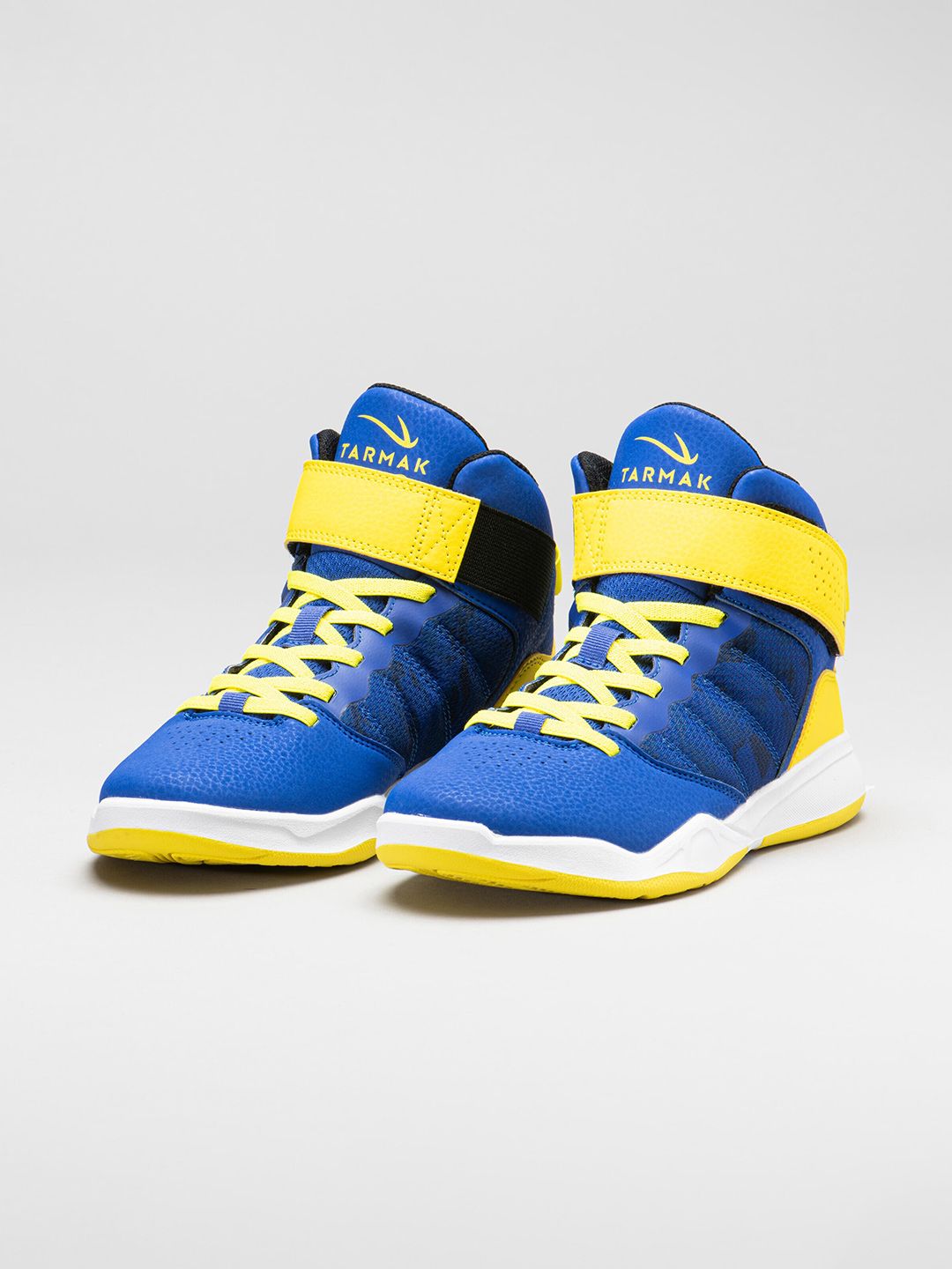 Decathlon Tarmak - Kids Blue SE100 Cushioned Basketball Shoes