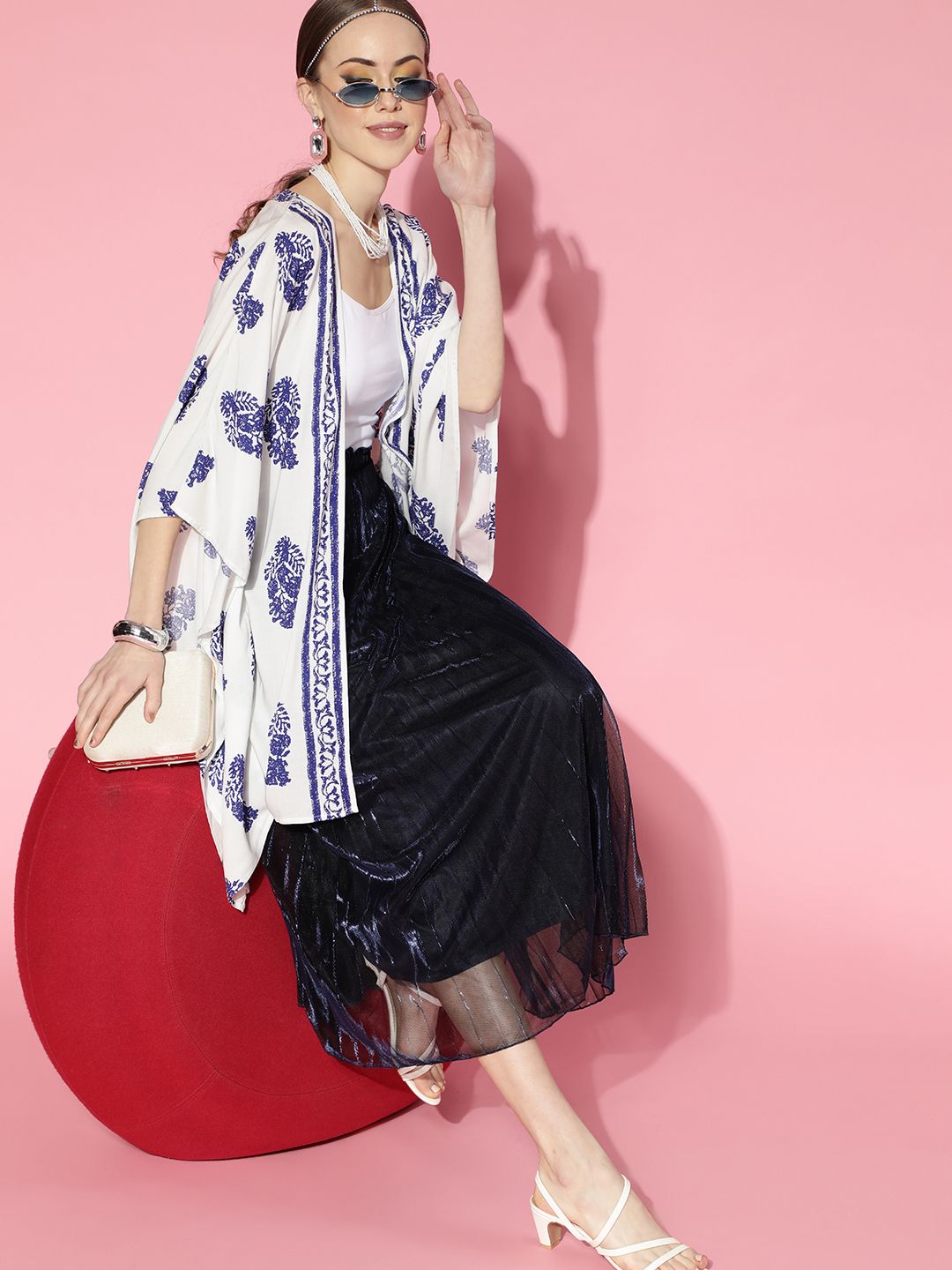 Berrylush Women White & Blue Printed Open Front Kimono Shrug Price in India