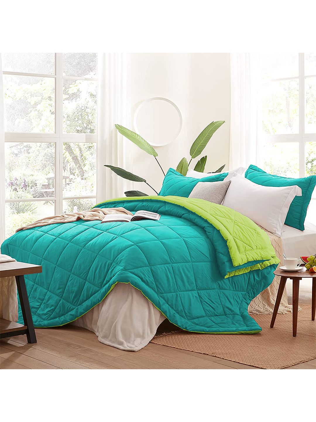 Sasimo Turquoise Blue & Green Geometric AC Room 210 GSM Double Bed Comforter Price in India