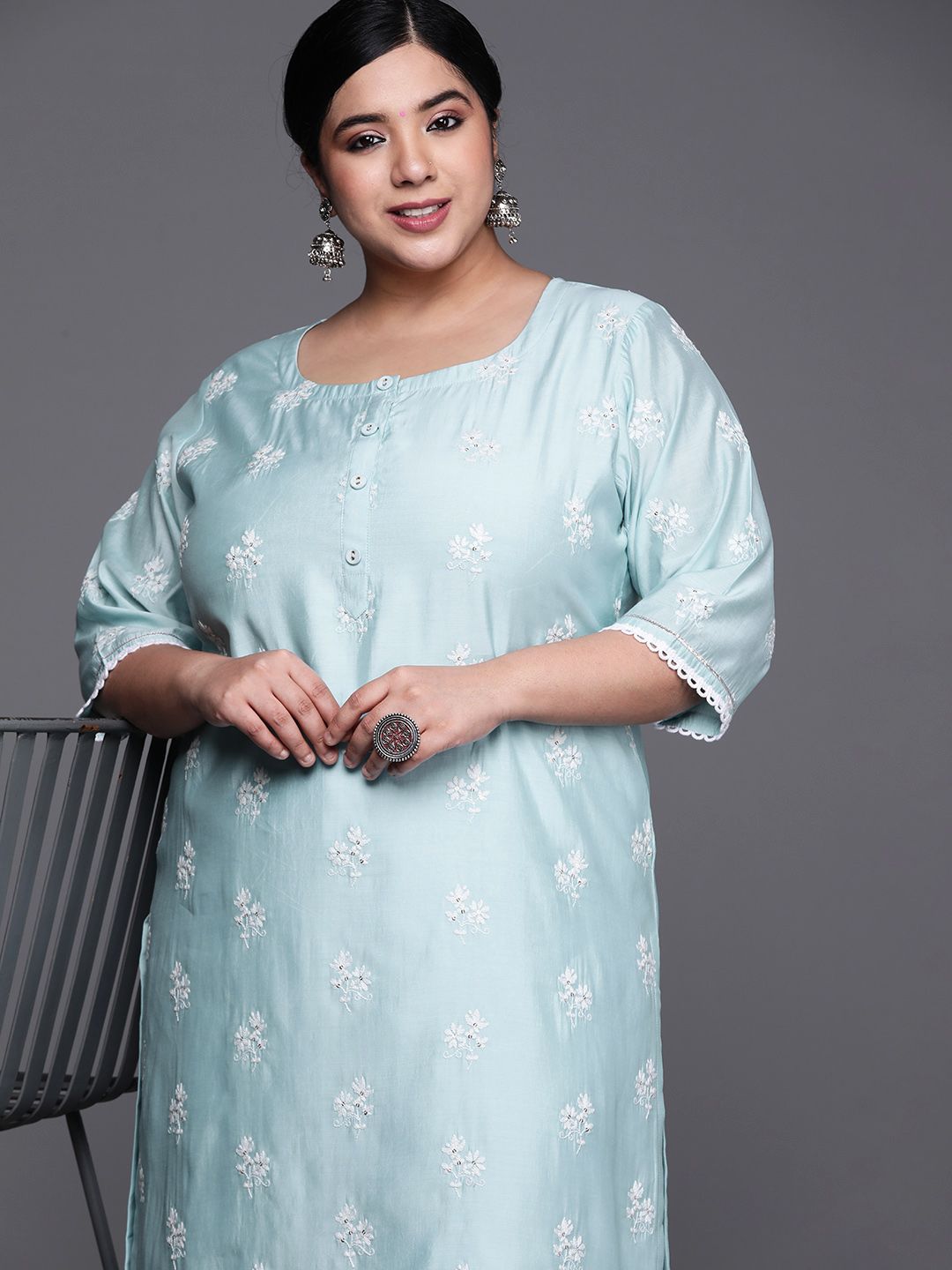 EXTRA LOVE BY LIBAS Plus Size Women Blue & White Floral Embroidered Kurta Price in India