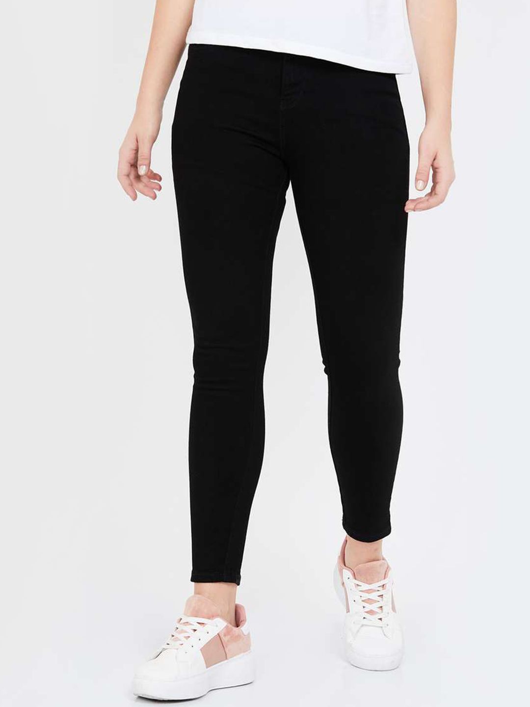 Xpose Women Black Comfort Slim Fit High-Rise Stretchable Jeans Price in India