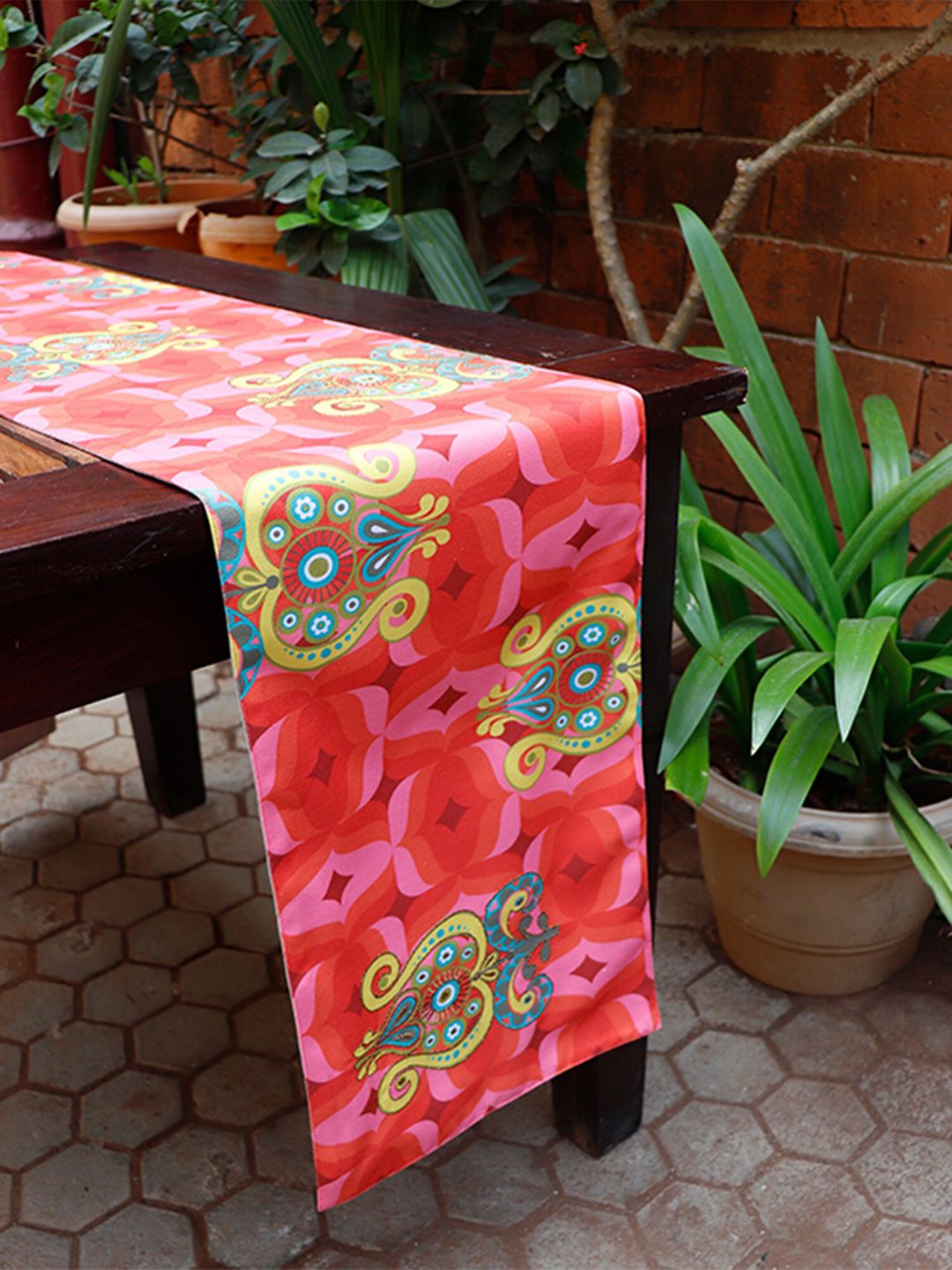 ZEBA Pink Modern Mughal Printed Dining 6 Seater Table Runner Price in India