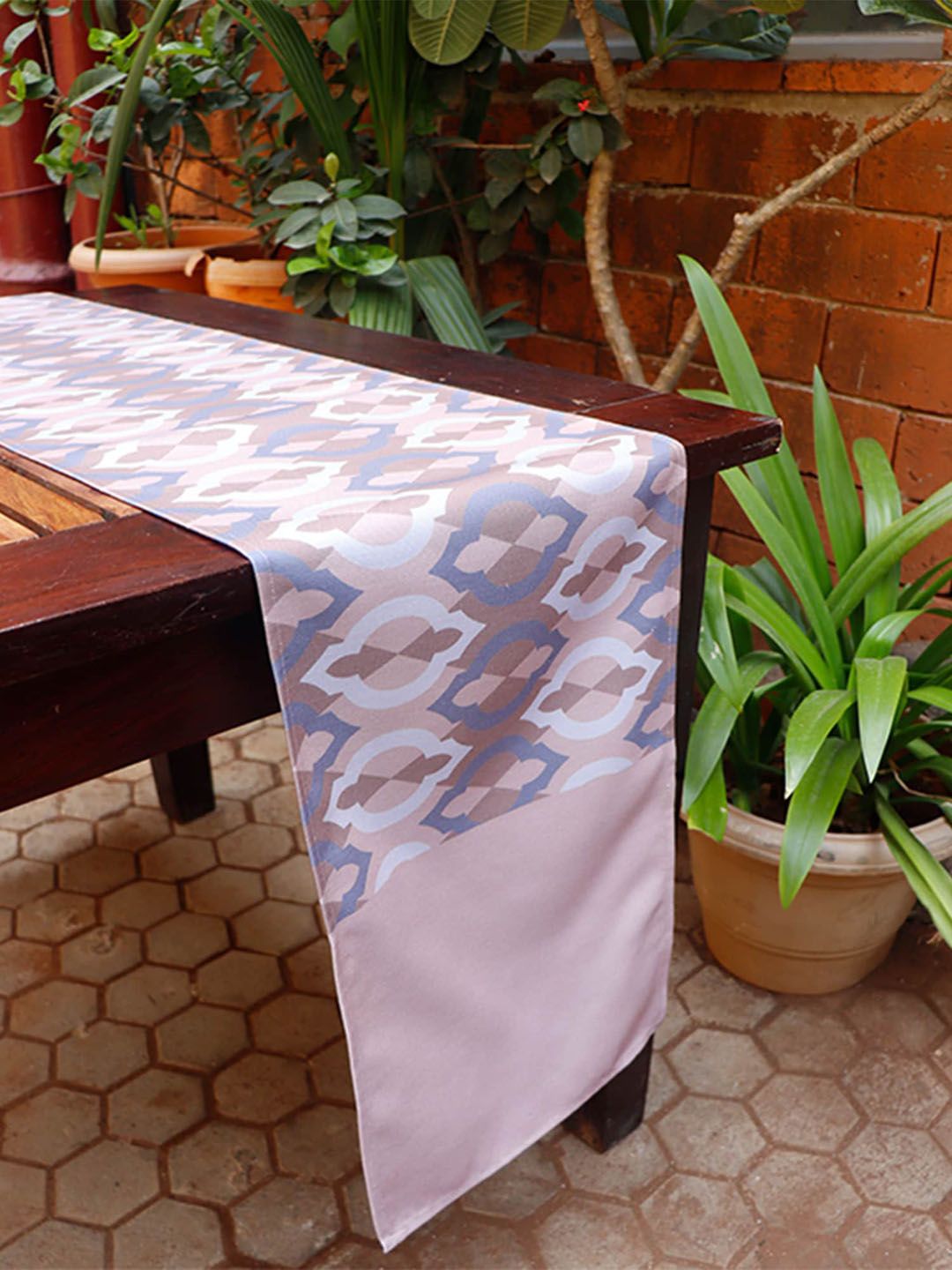 ZEBA Grey & White Printed 6 Seater Table Runner Price in India